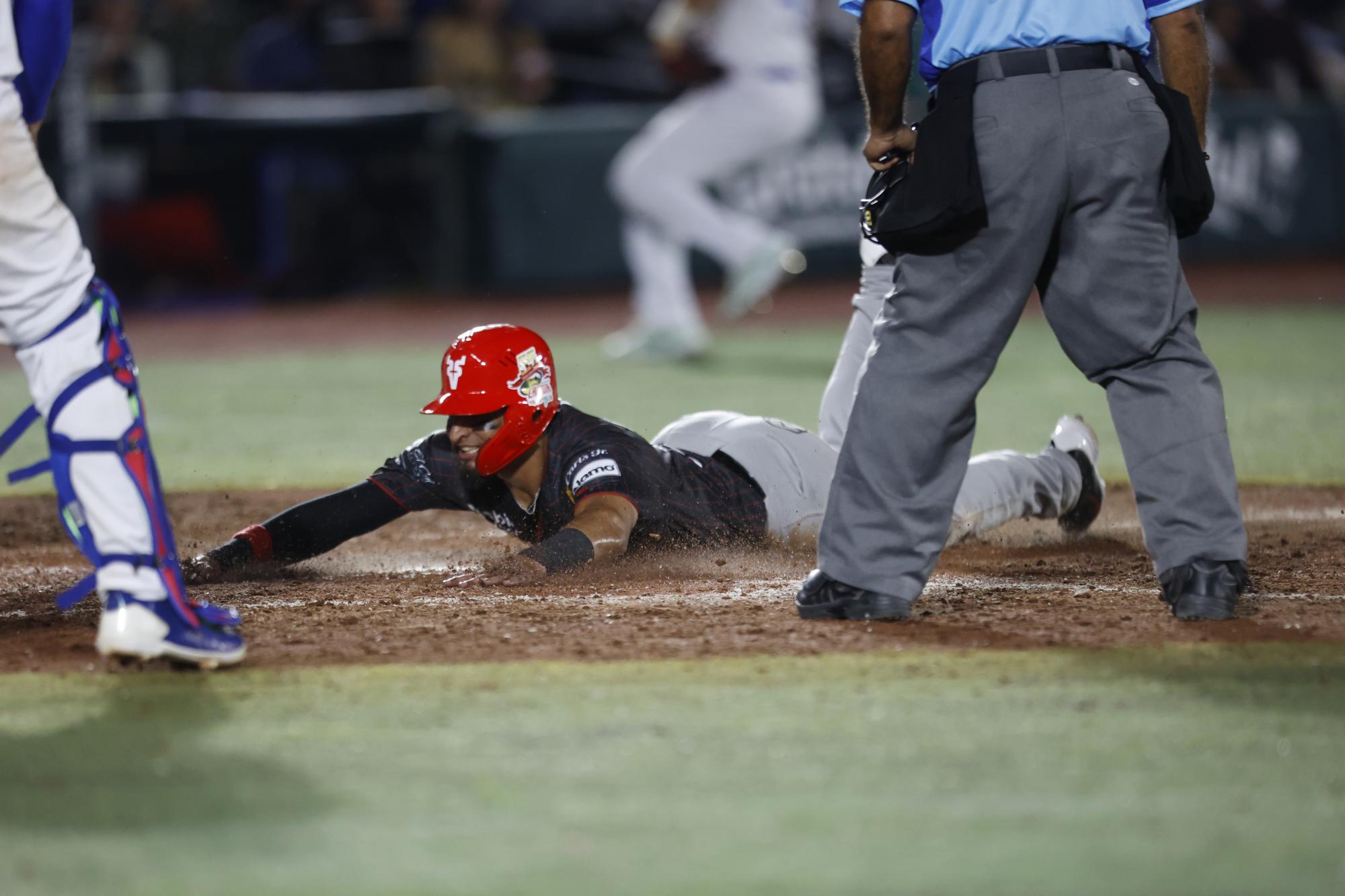 $!Abre Venados campaña invernal en un nuevo campo de juego