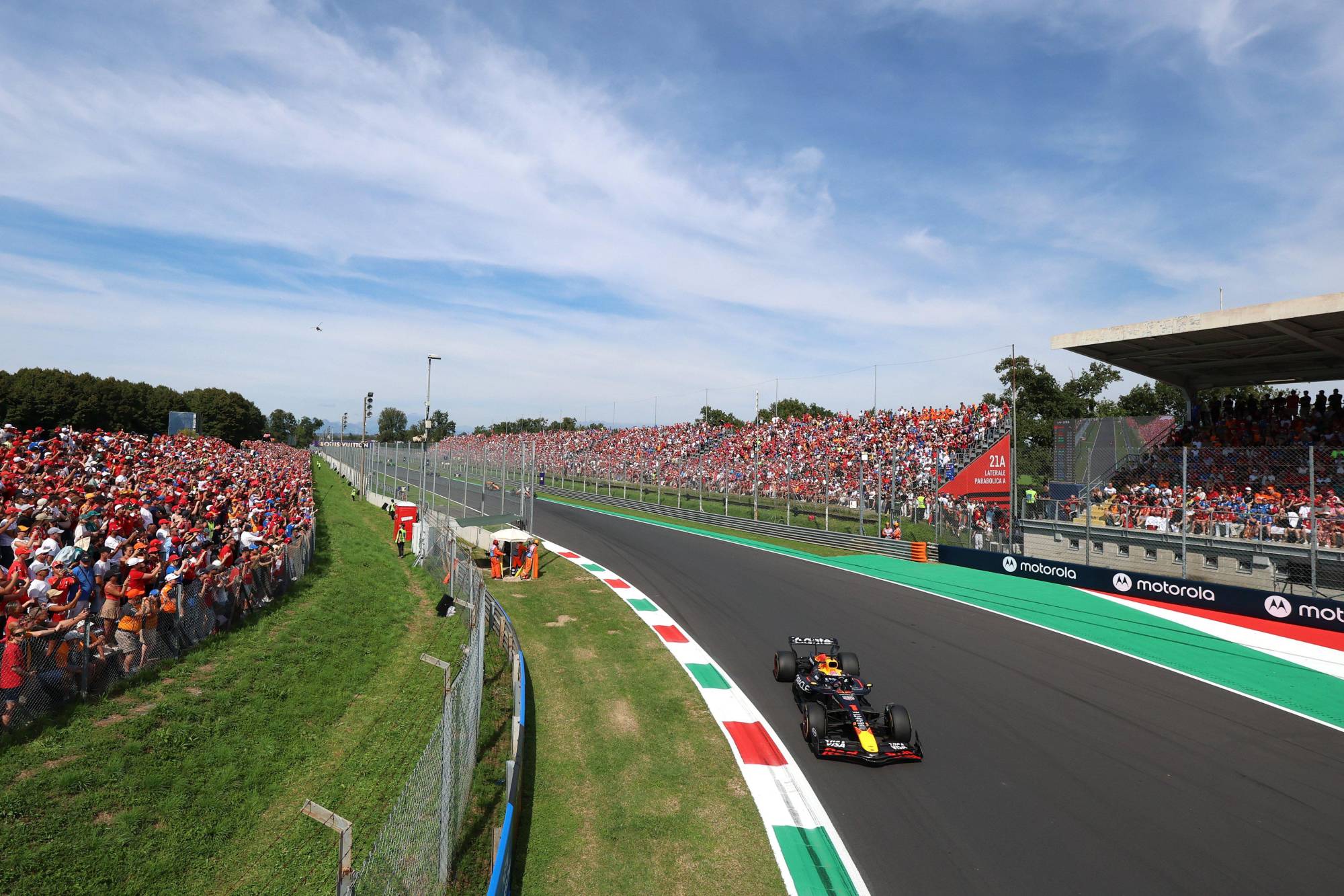 $!Verstappen vuelve a lo más alto en Monza; McLaren vive tensión interna con orden polémica