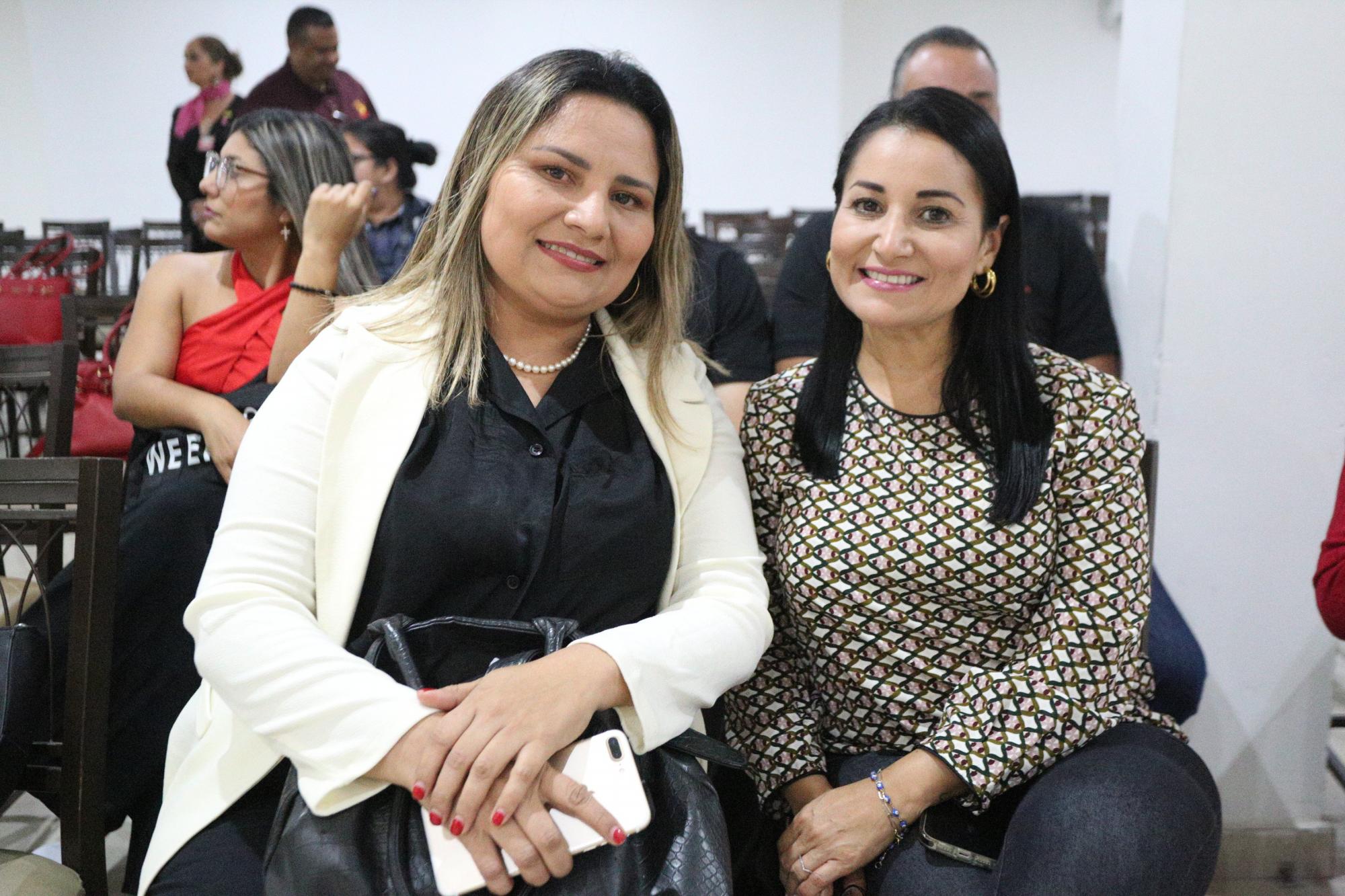 $!Juliana Cifuentes y Gabriela Barrón.