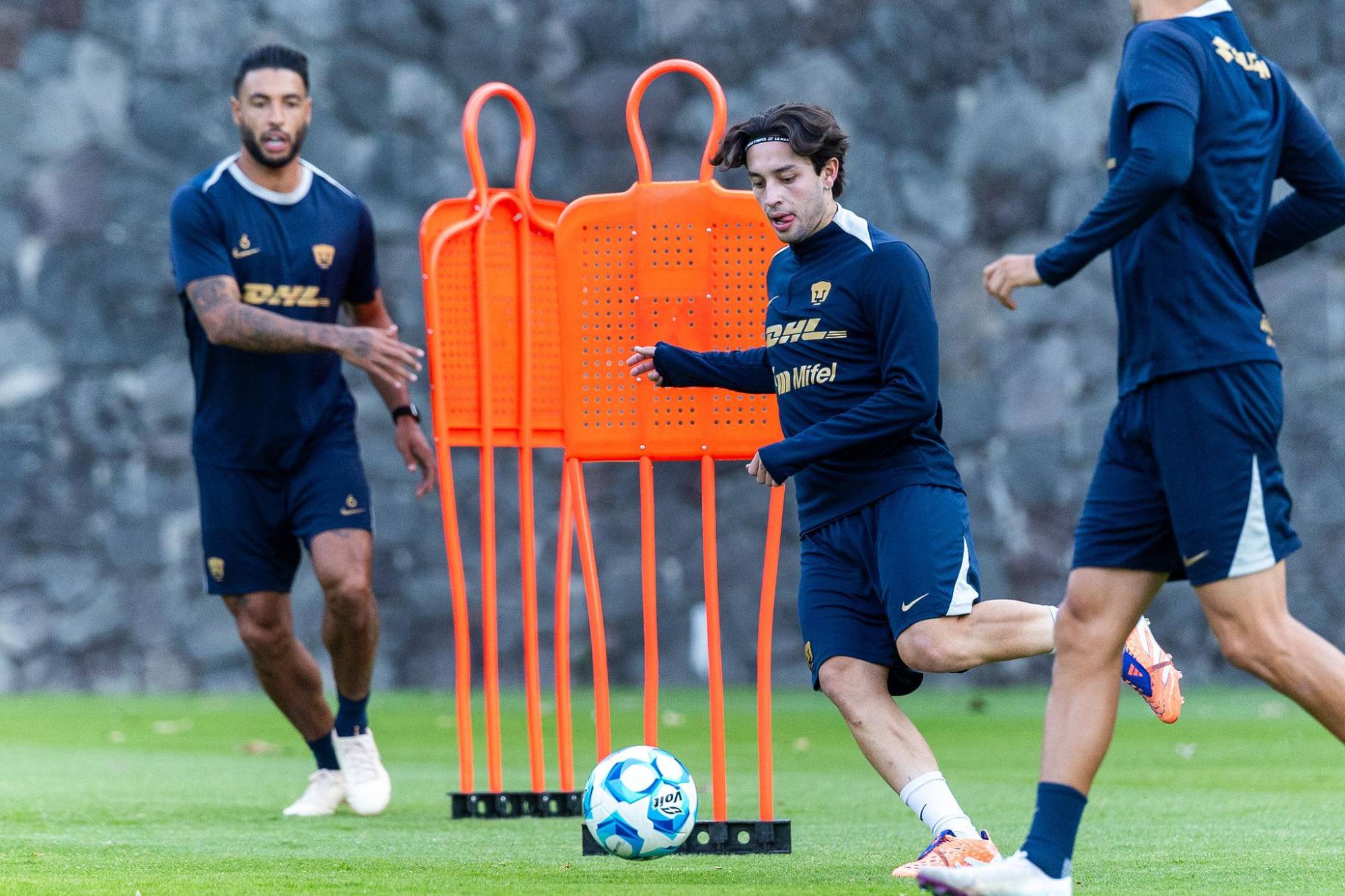 $!Jordan Carrillo toma protagonismo en el buen inicio de Pumas