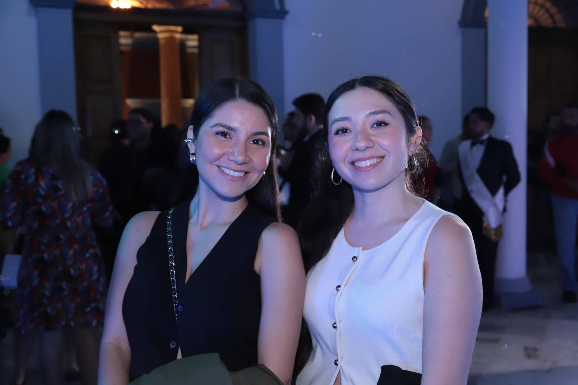 $!María Fernanda Zataráin y Susana Molins.