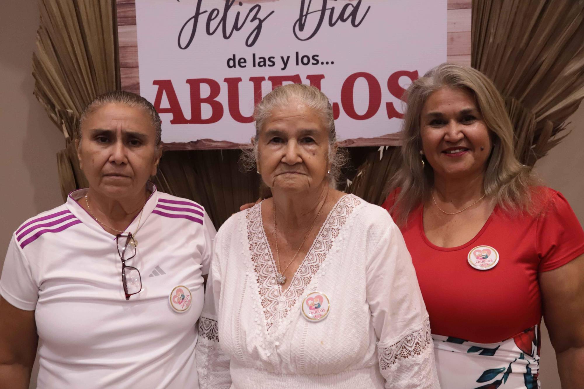 $!Amalia Camacho, Margarita Benítez y Uvaldina Camacho.