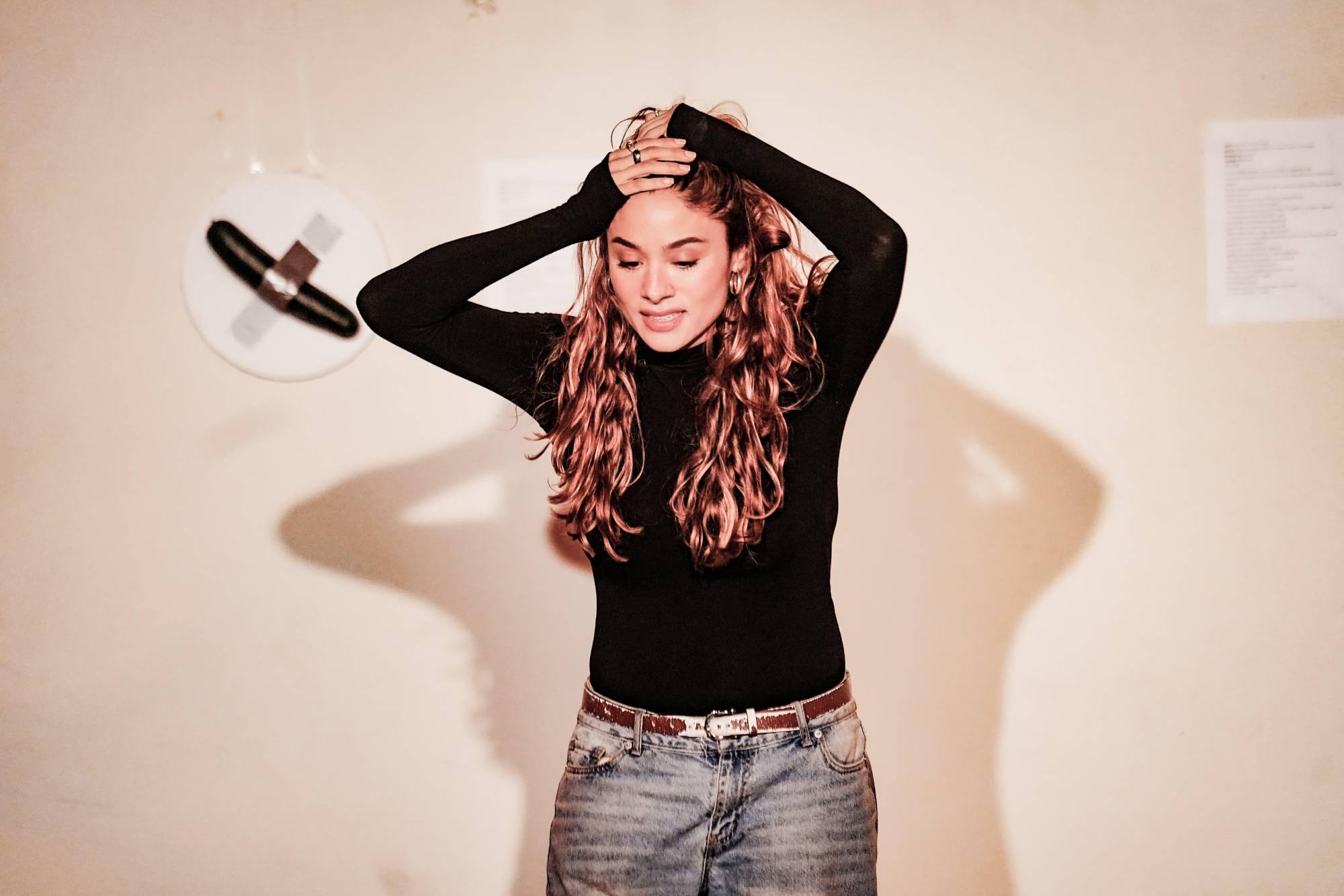 $!Es una obra que, a través del humor, sumerge en una historia conmovedora y relevante.