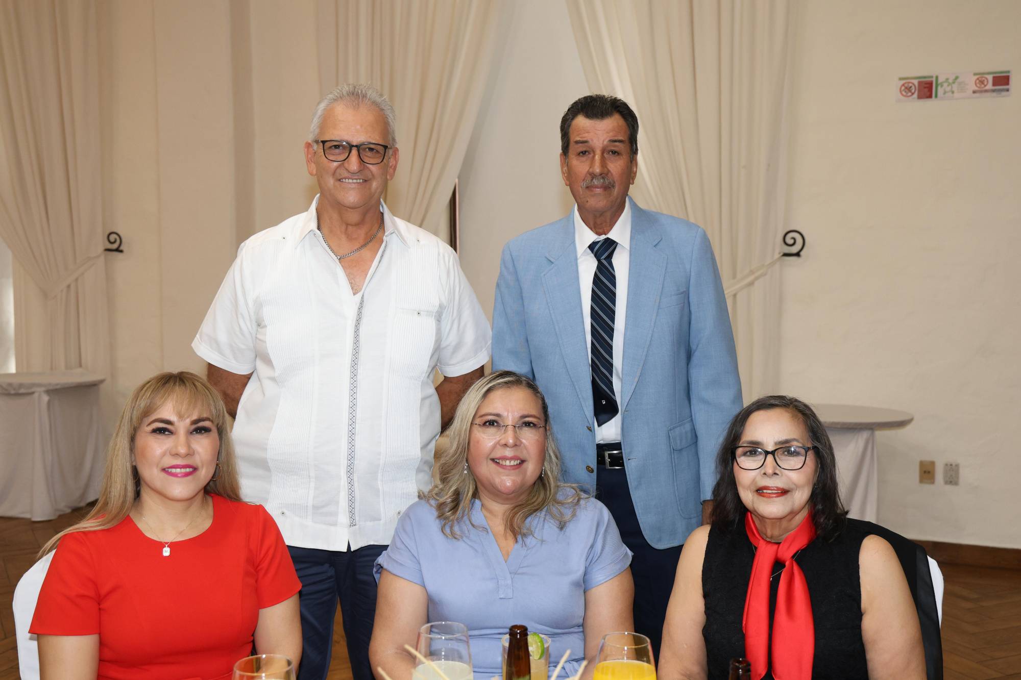 $!Luis Enrique Enciso, Enrique Lizárraga, Marlene León, Reyna Rodríguez y Gracia Jiménez.