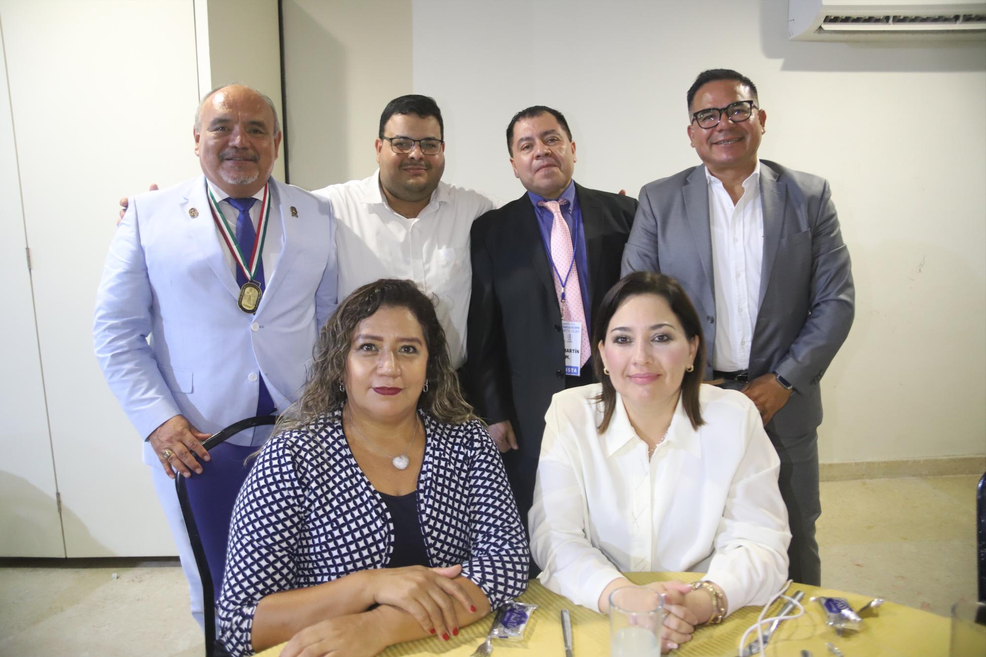 $!Mario Castellanos, Antonio Montiel, Juan Martín Reyes, Pedro Mendoza, Ruth Trejo y Evelin Villanueva.