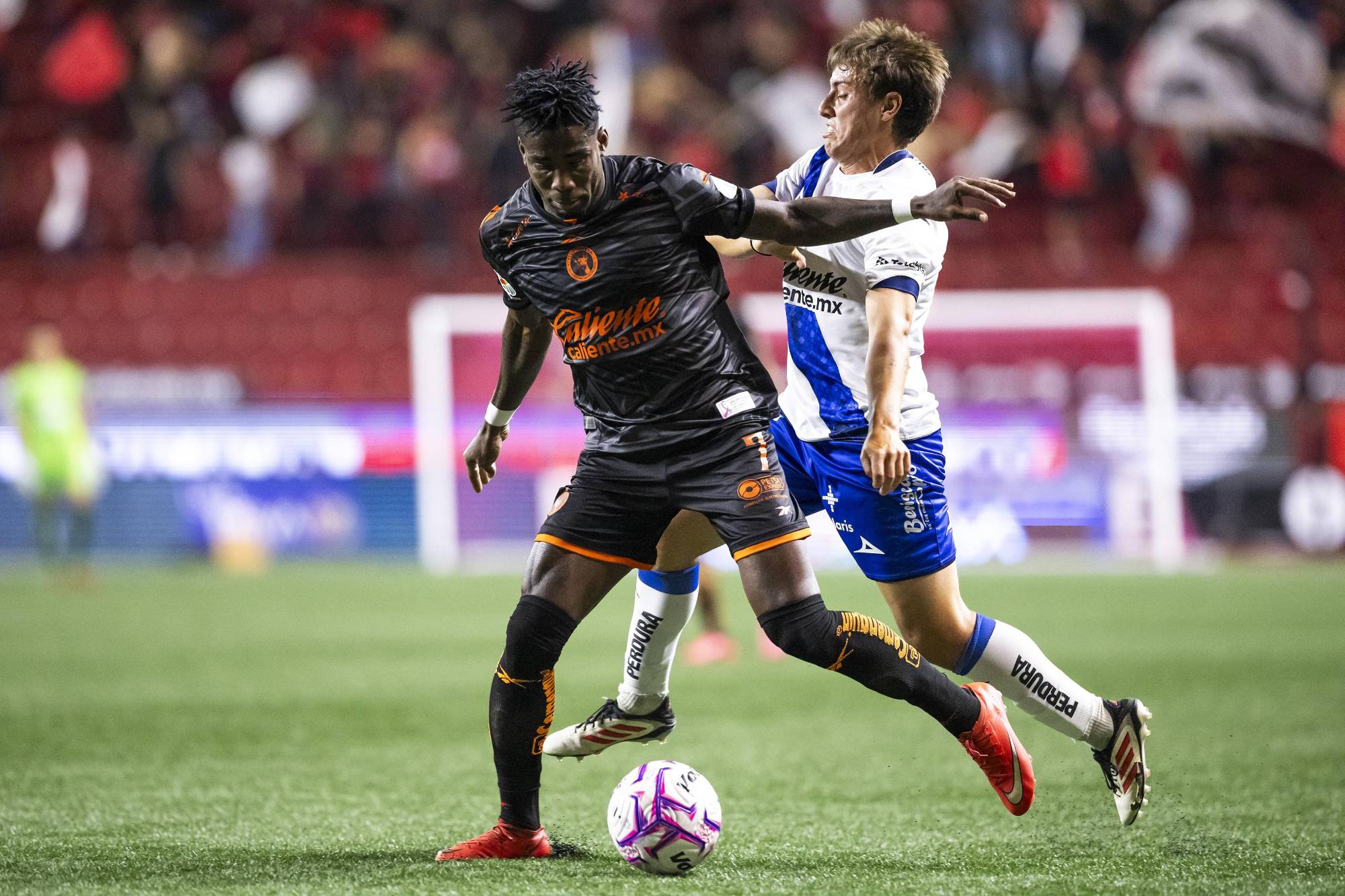 $!Tijuana y Puebla firman gris empate 0-0 y frenan su avance hacia la Liguilla