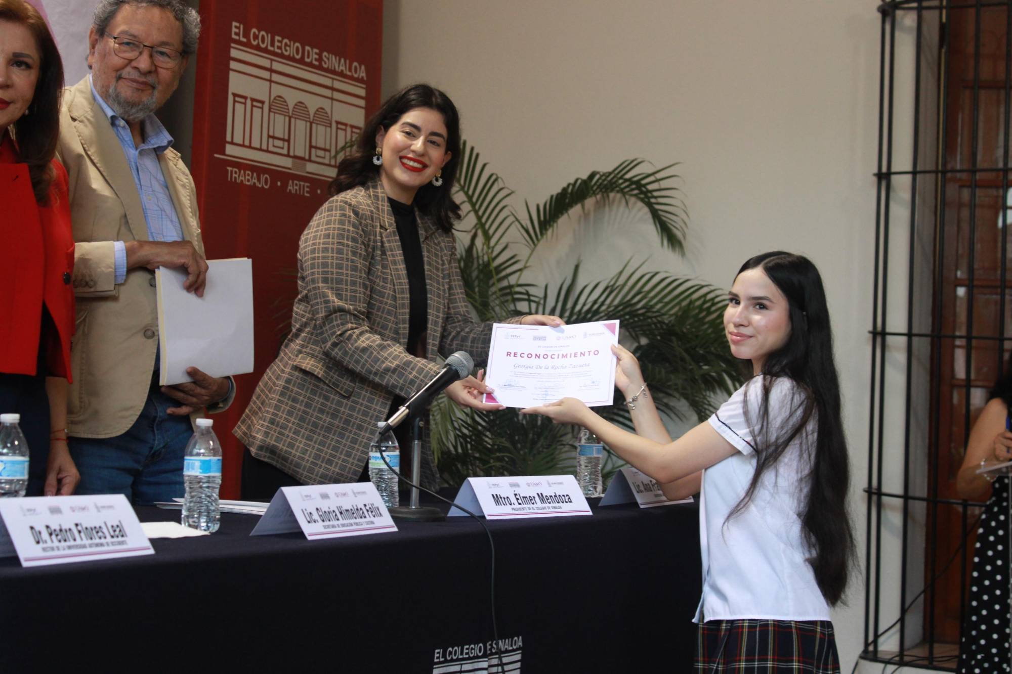 $!Georgia De la Rocha Zazueta ganó segundo lugar en la categoría A.