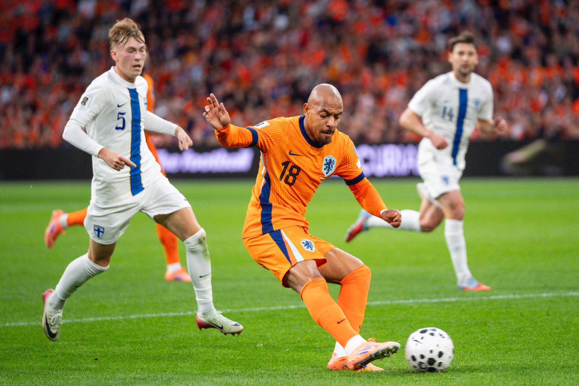 $!Depay brilla en goleada 4-0 sobre Finlandia y acerca a Países Bajos al Mundial 2026