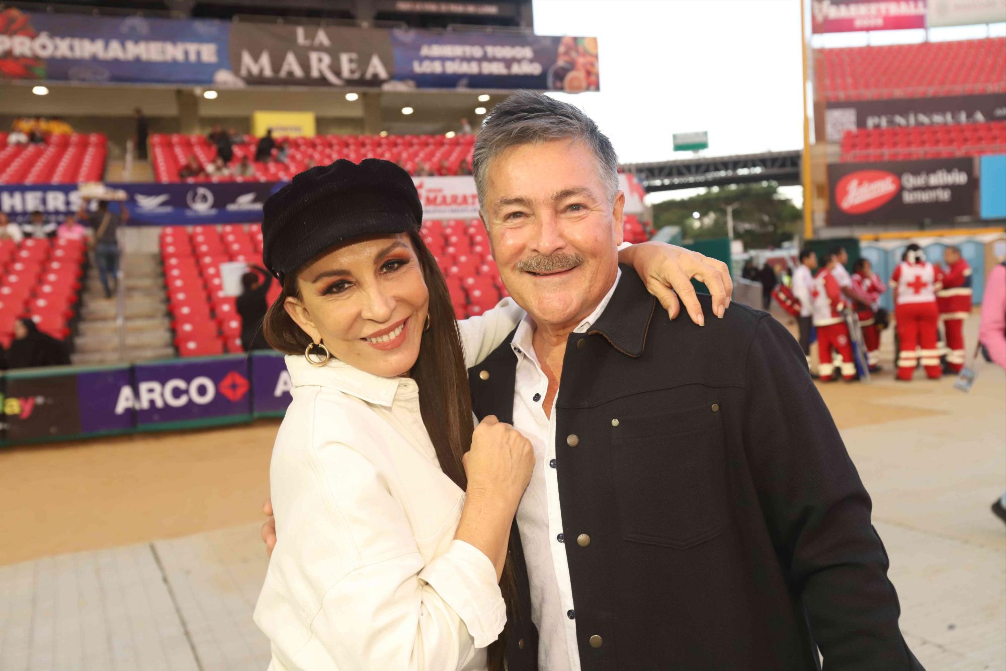 $!Lorena Aguilar y Salvador Reynosa.