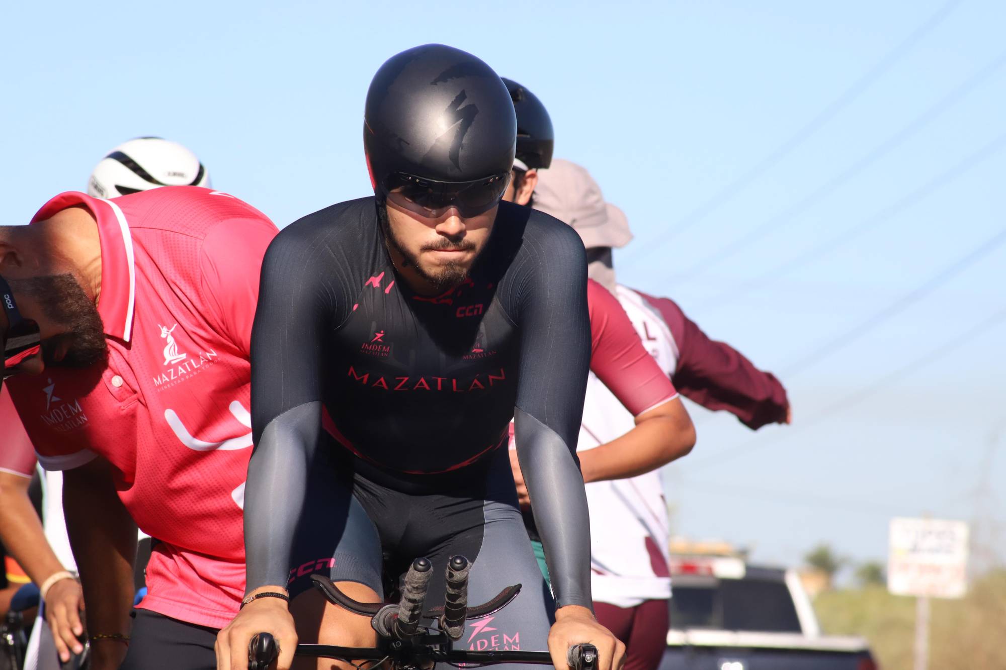 $!¡Pedalean mazatlecos hacia el podio!