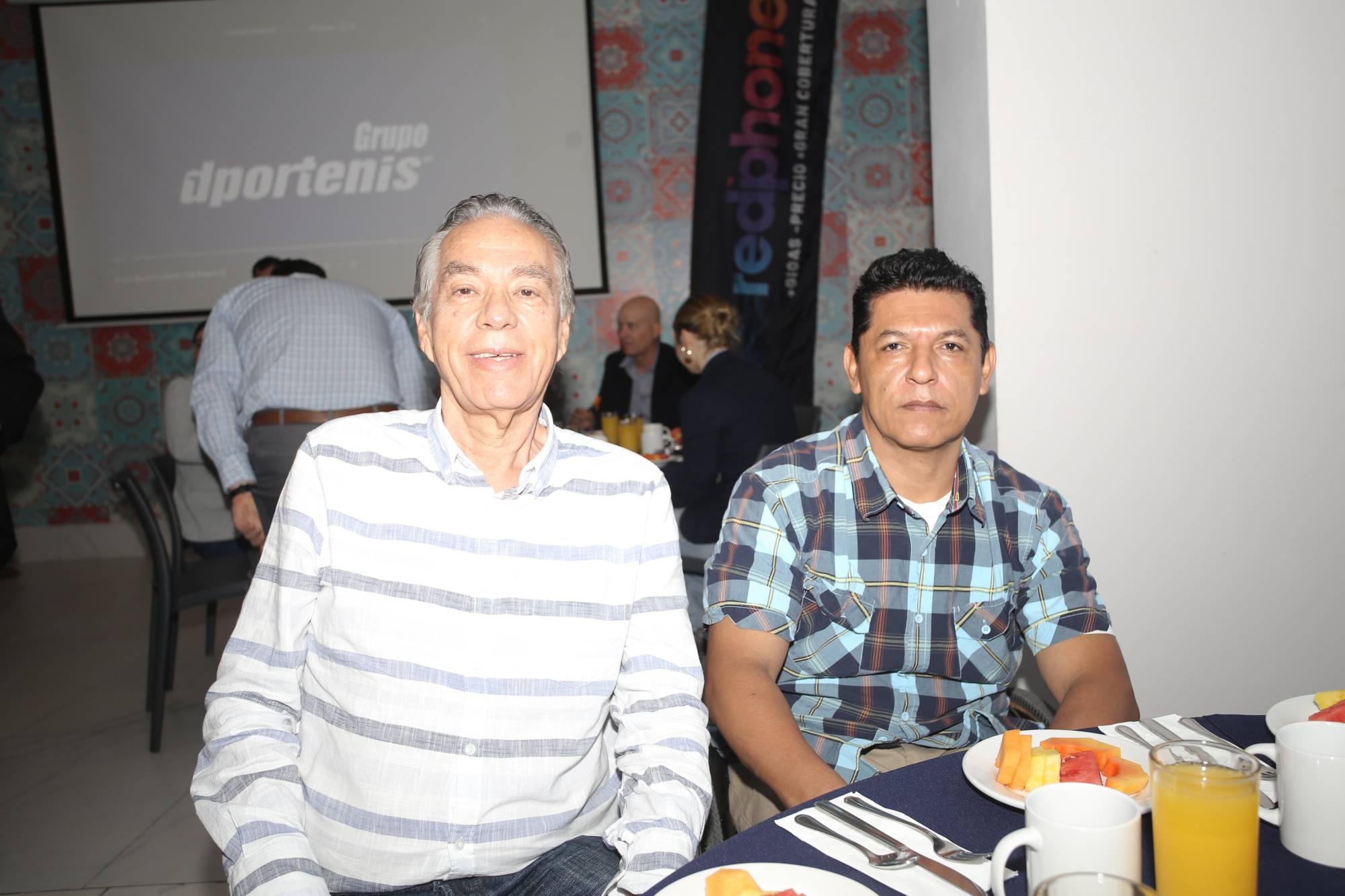 $!Tonatiuh Sierra y Abelardo Marchen.