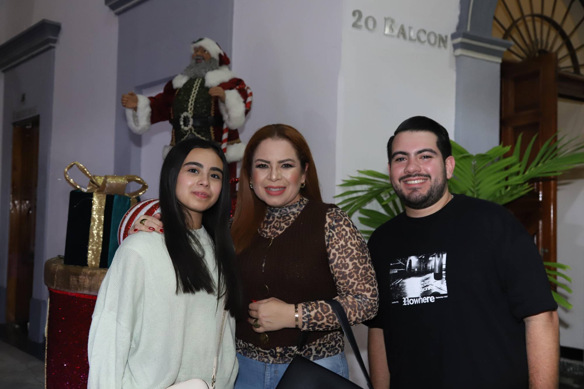 $!Renata Parra, Zulema Valdez y David Gallegos.