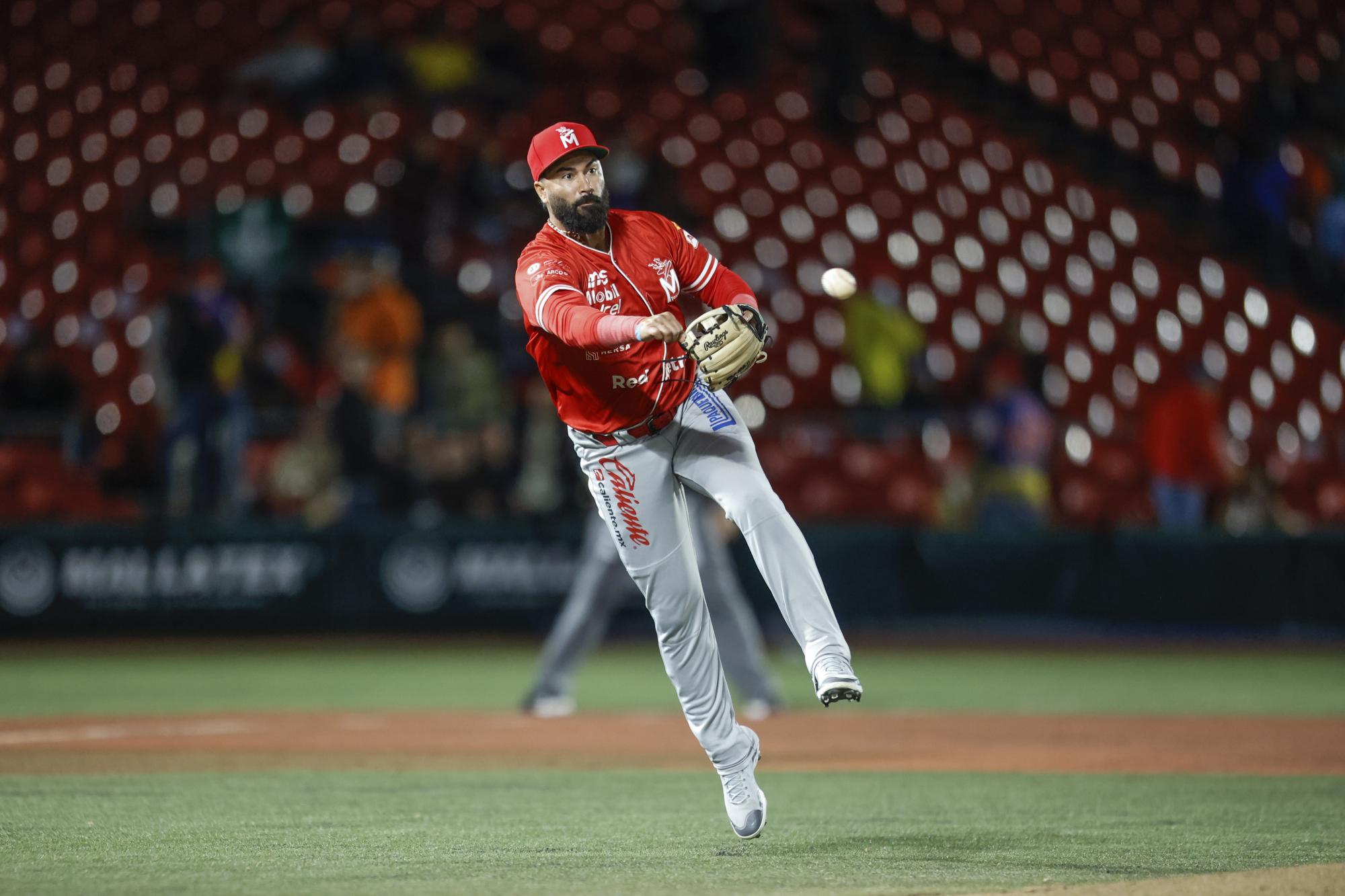 $!Venados de Mazatlán saca las escobas en Jalisco