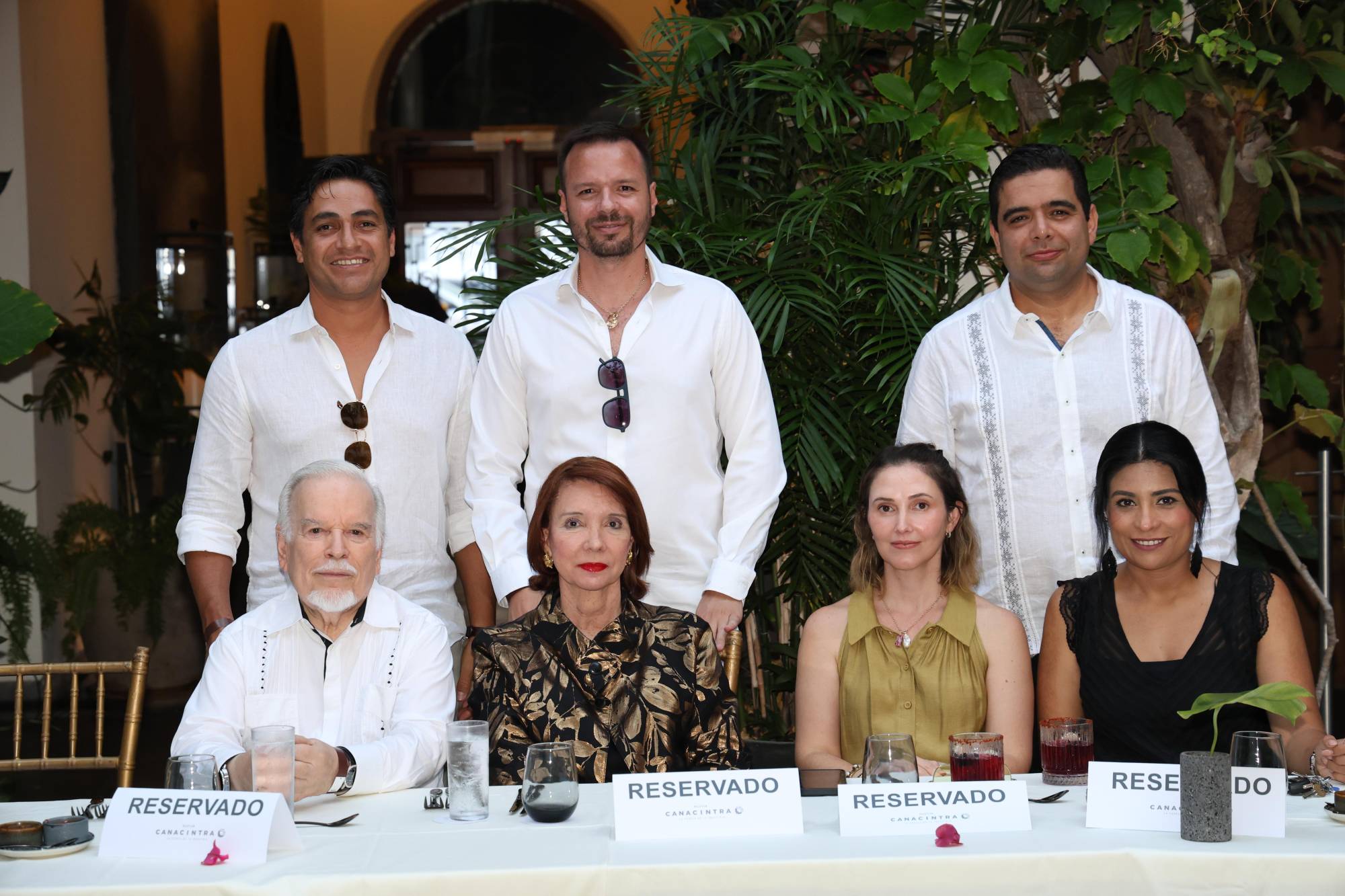 $!Quetzal Hernández, Mauro Bortoni, Mauricio Aguilar, Gustavo de la Garza, Carmen Bortoni, Carmen Garza y Laura Aranda.