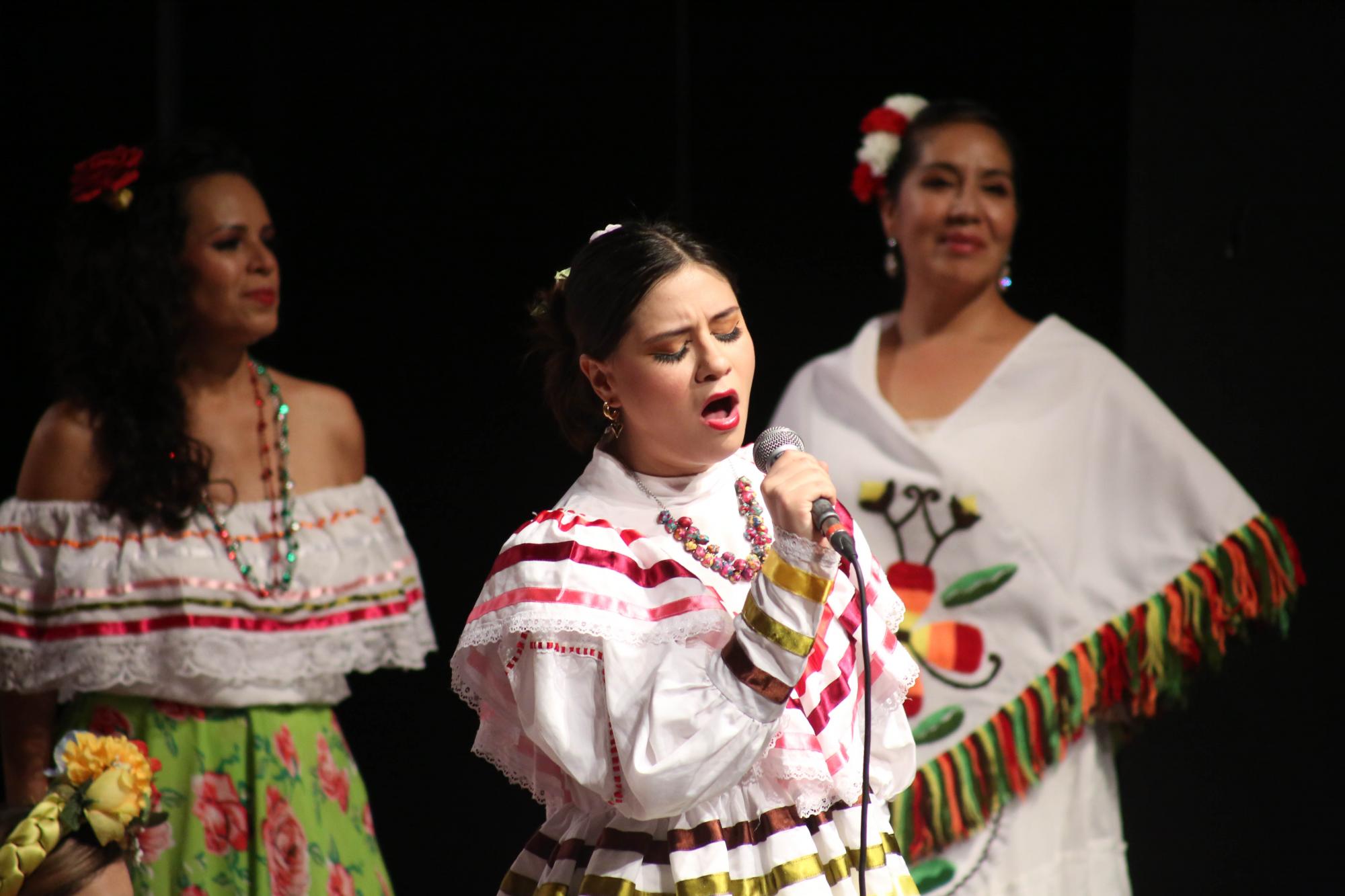 $!Brinda el Coro de Ópera de Sinaloa canto ‘Con sabor a México’