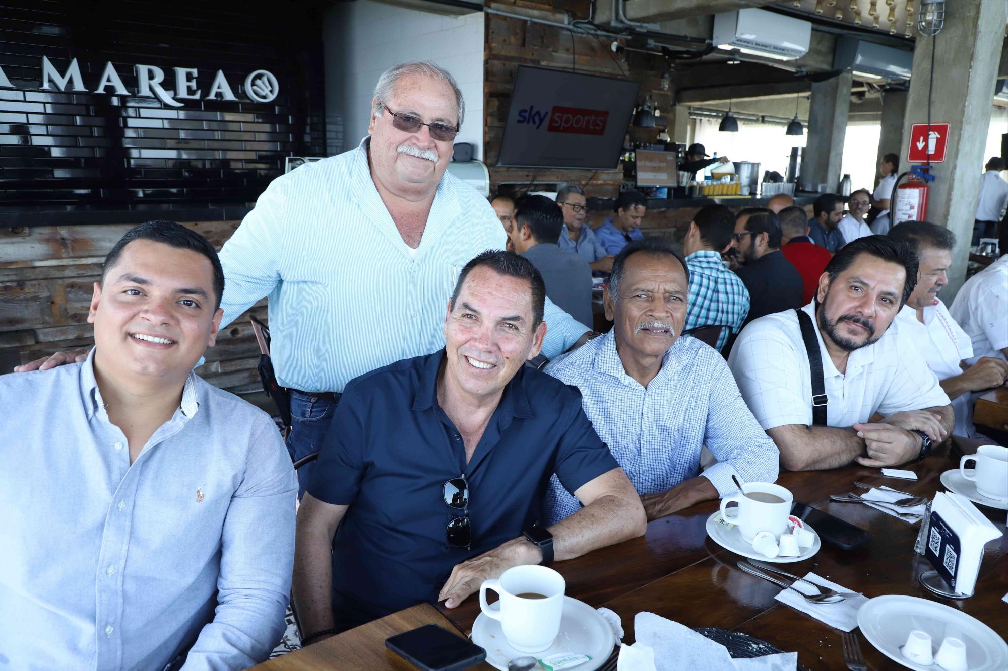 $!Guillermo Trewartha, Fernando Benítez, Roberto Cabanillas, Celso Benítez e Iván Humarán Nahed.