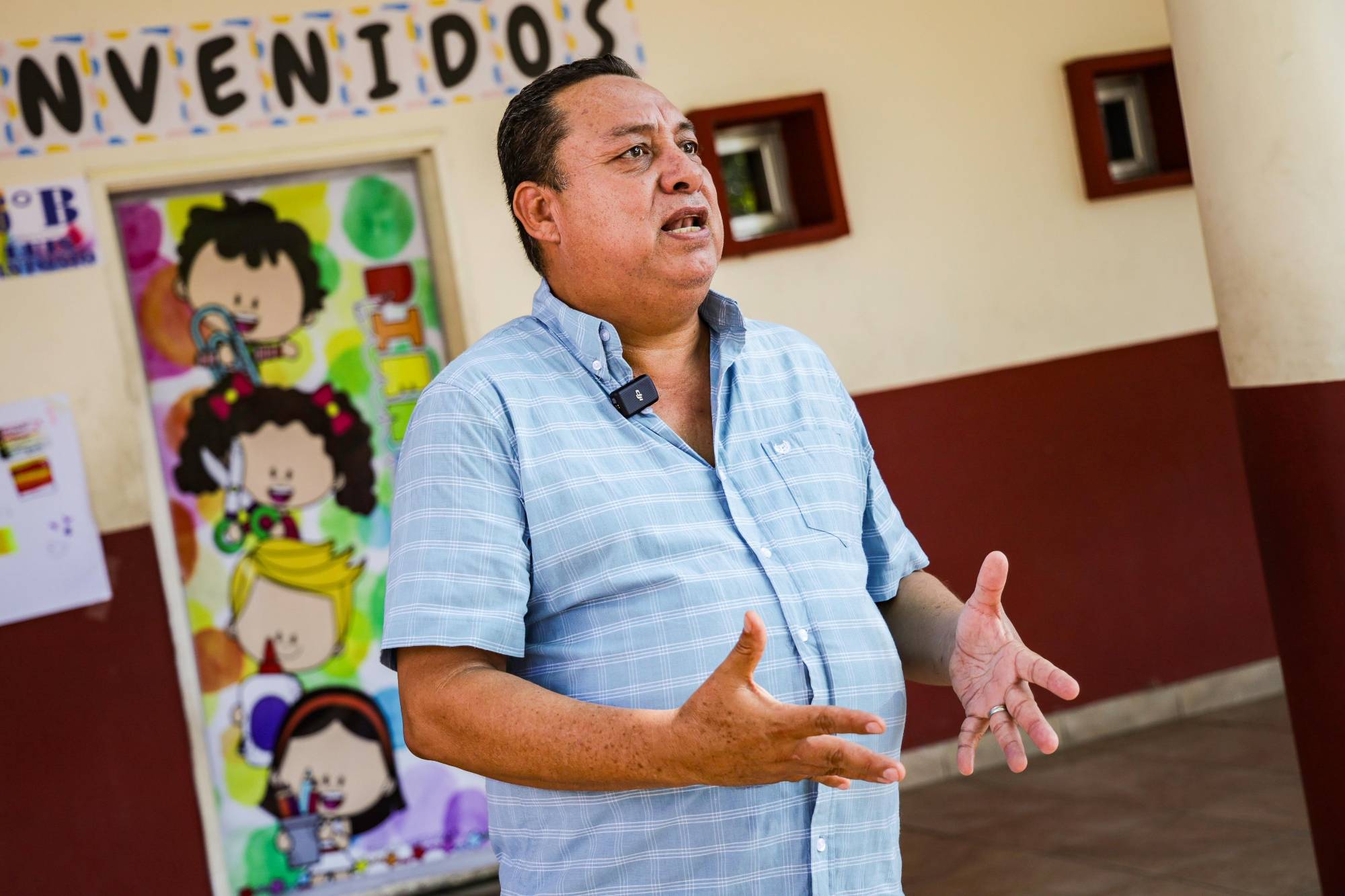 $!Víctor Manuel Aispuro, director de la escuela primera Sócrates, donde estudiaban Gael y Alexander, los menores asesinados por sicarios en enero de este año.