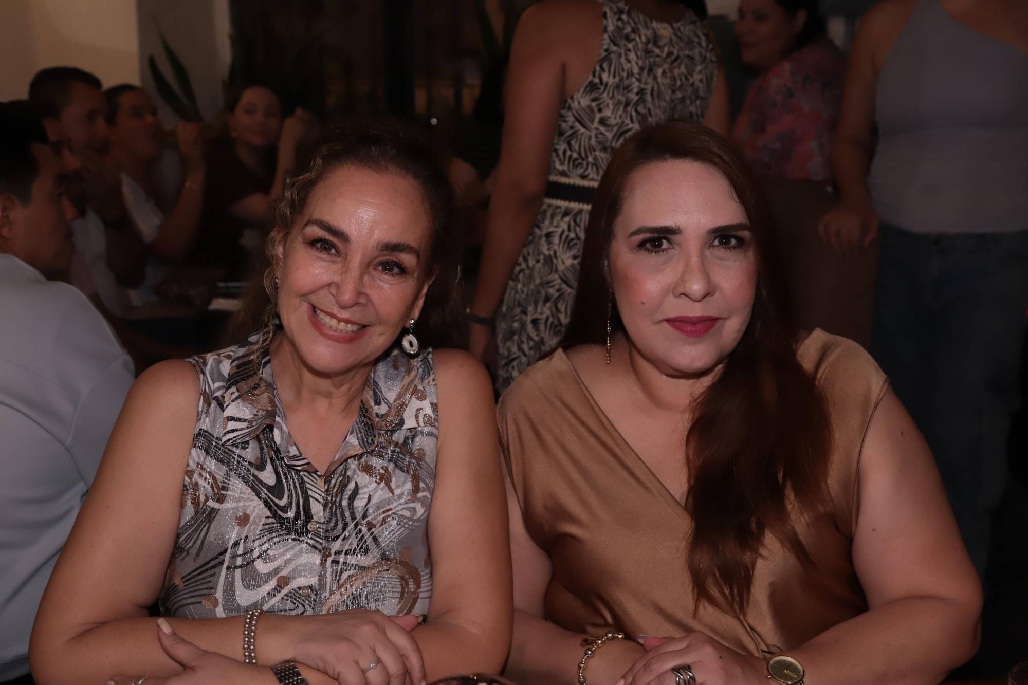 $!Irma Tirado y Laura Gavica.
