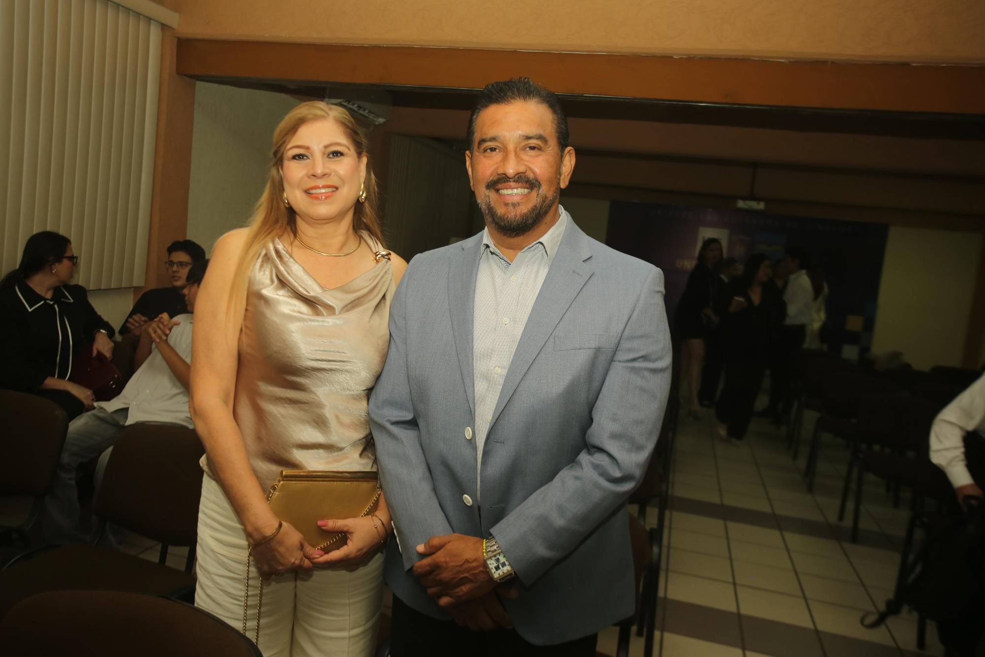 $!Claudia del Río y Jesús Armando Salas.