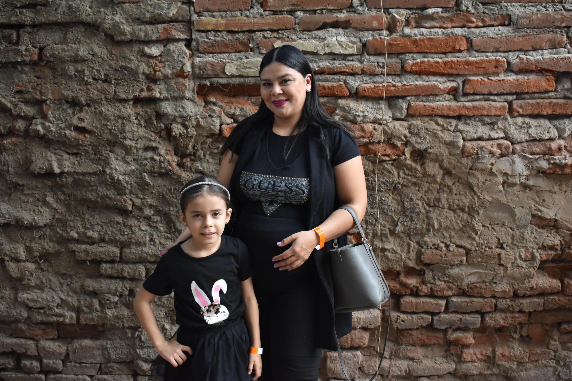 $!Linda Villa y Magali Salas.