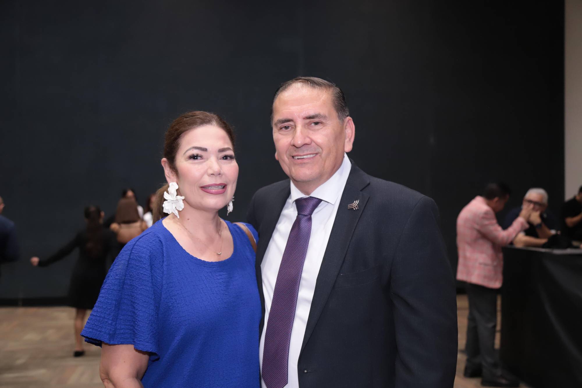 $!Elizabeth Peraza y Óscar García.