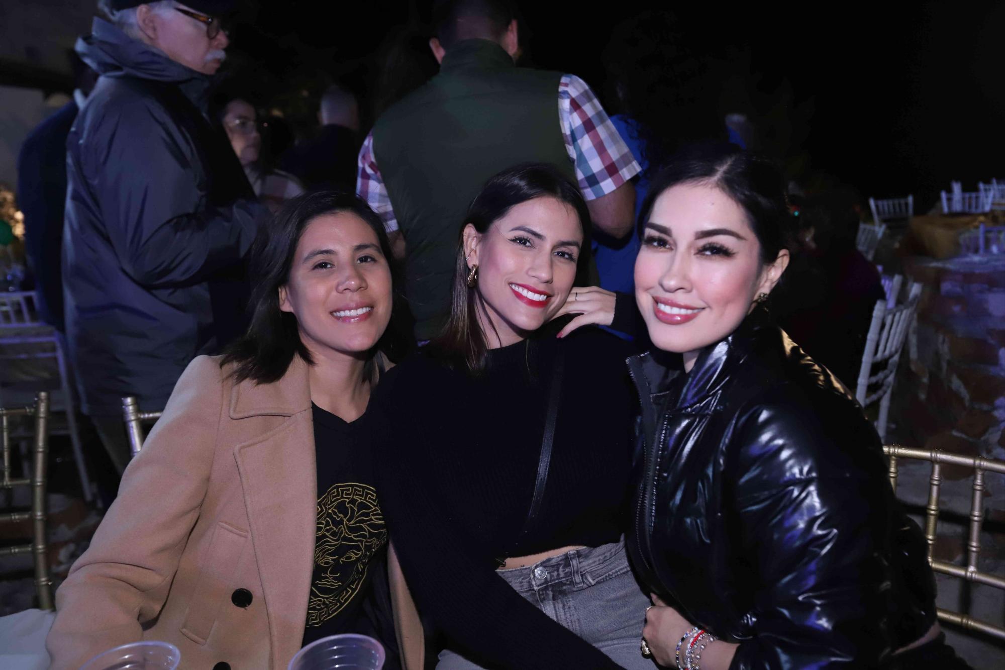 $!Kim Loaiza, Gabriela Acosta y Laura Bodart.