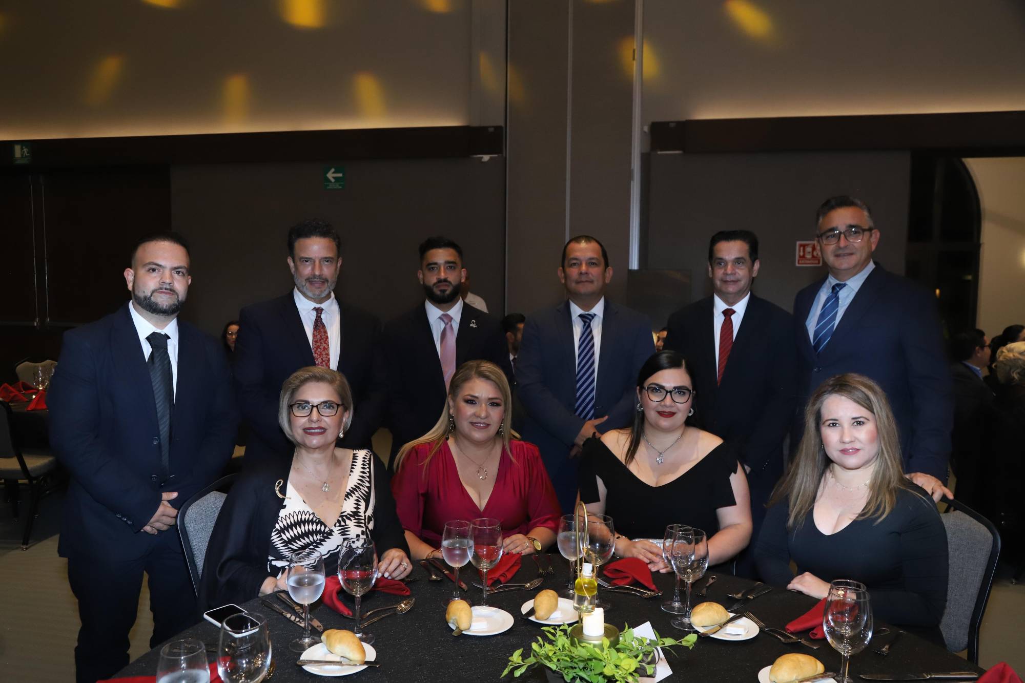 $!Colaboradores de Deportes El Siglo estuvieron presentes en la velada.