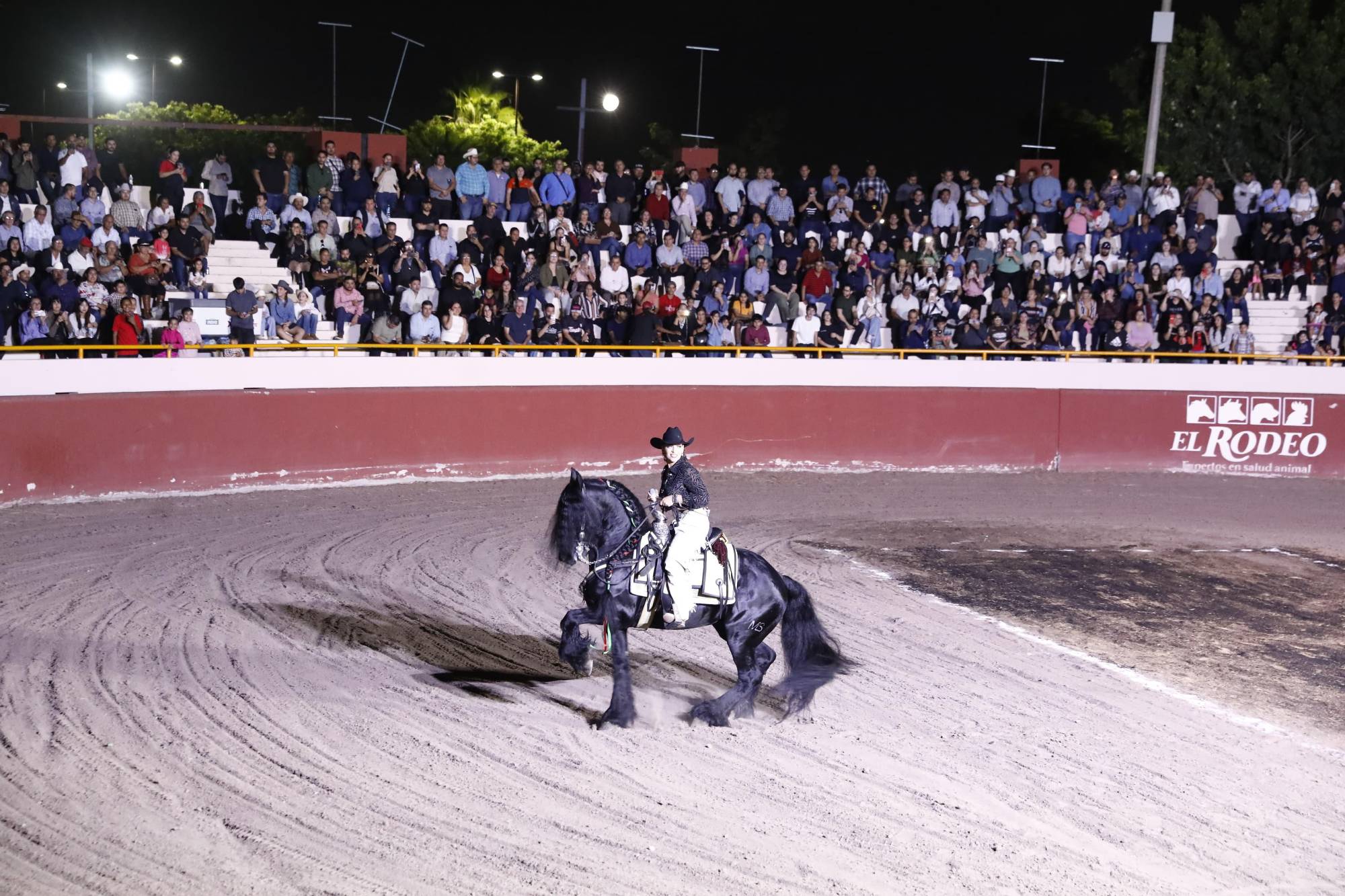 $!Conquista Diana Laura el Lienzo Charro de la Expo Feria Ganadera Sinaloa 2025