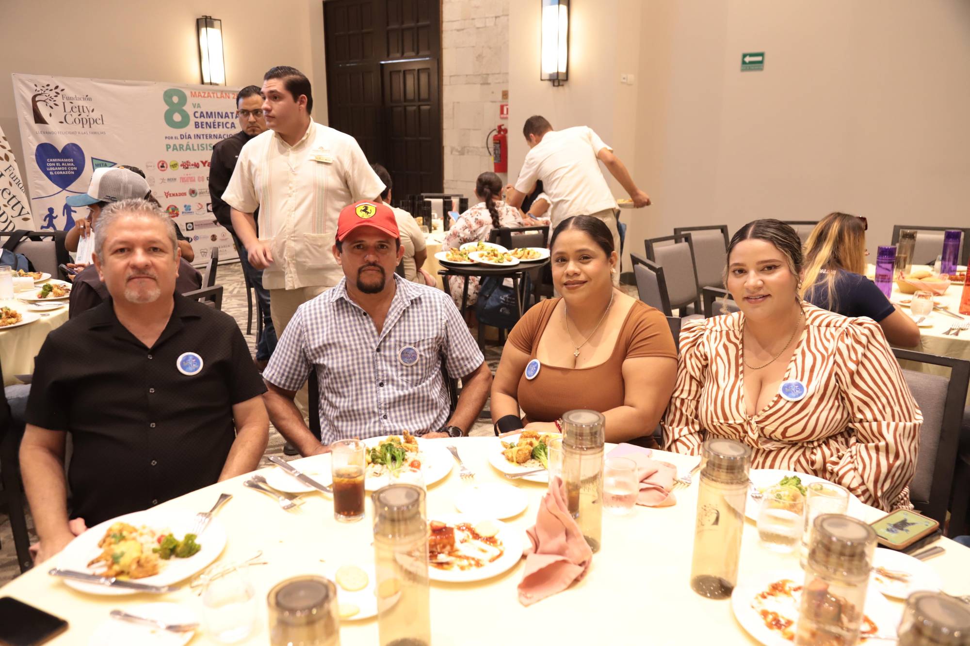 $!José Trinidad Valdovines, Román Zamora, Ana Aguilar y Janeth Gerhardus.