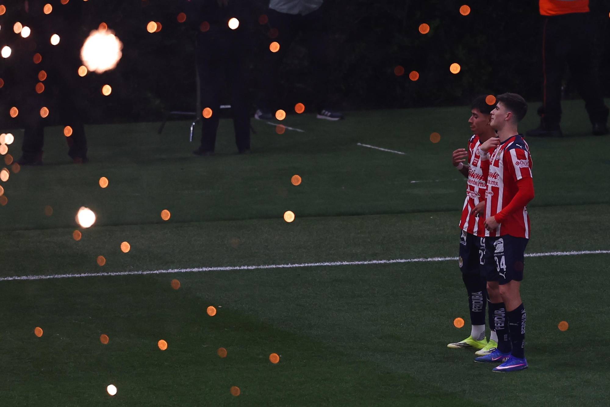 $!Chivas regresa a la cima tras golear en el Akron al León