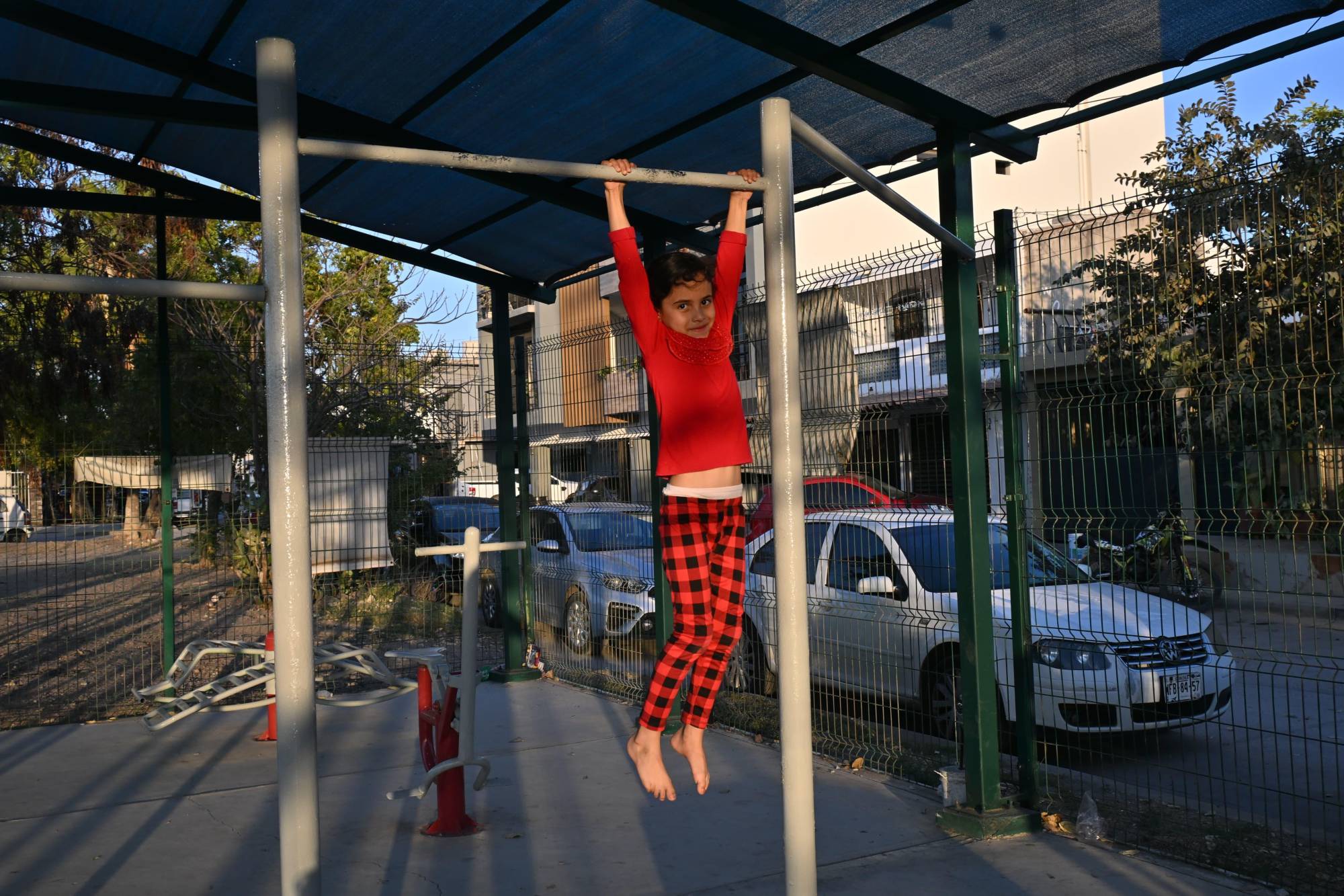 $!Entregan rehabilitación de campo de beisbol en la Francisco Villa