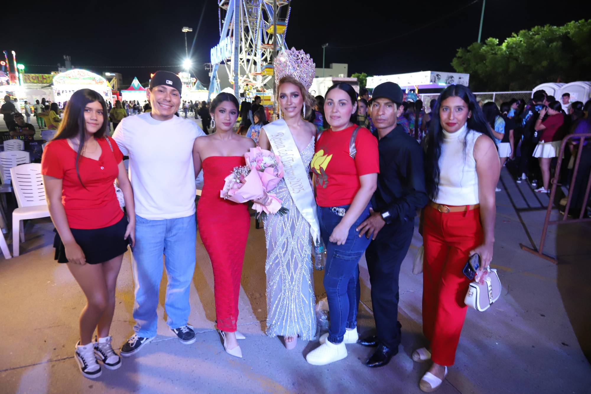 $!Nicole Sánchez, Jair Cervantes, Melany Contreras, Melany Nicole Cervantes, Jéssica Guzmán, Rodrigo Cervantes y Verónica Contreras.