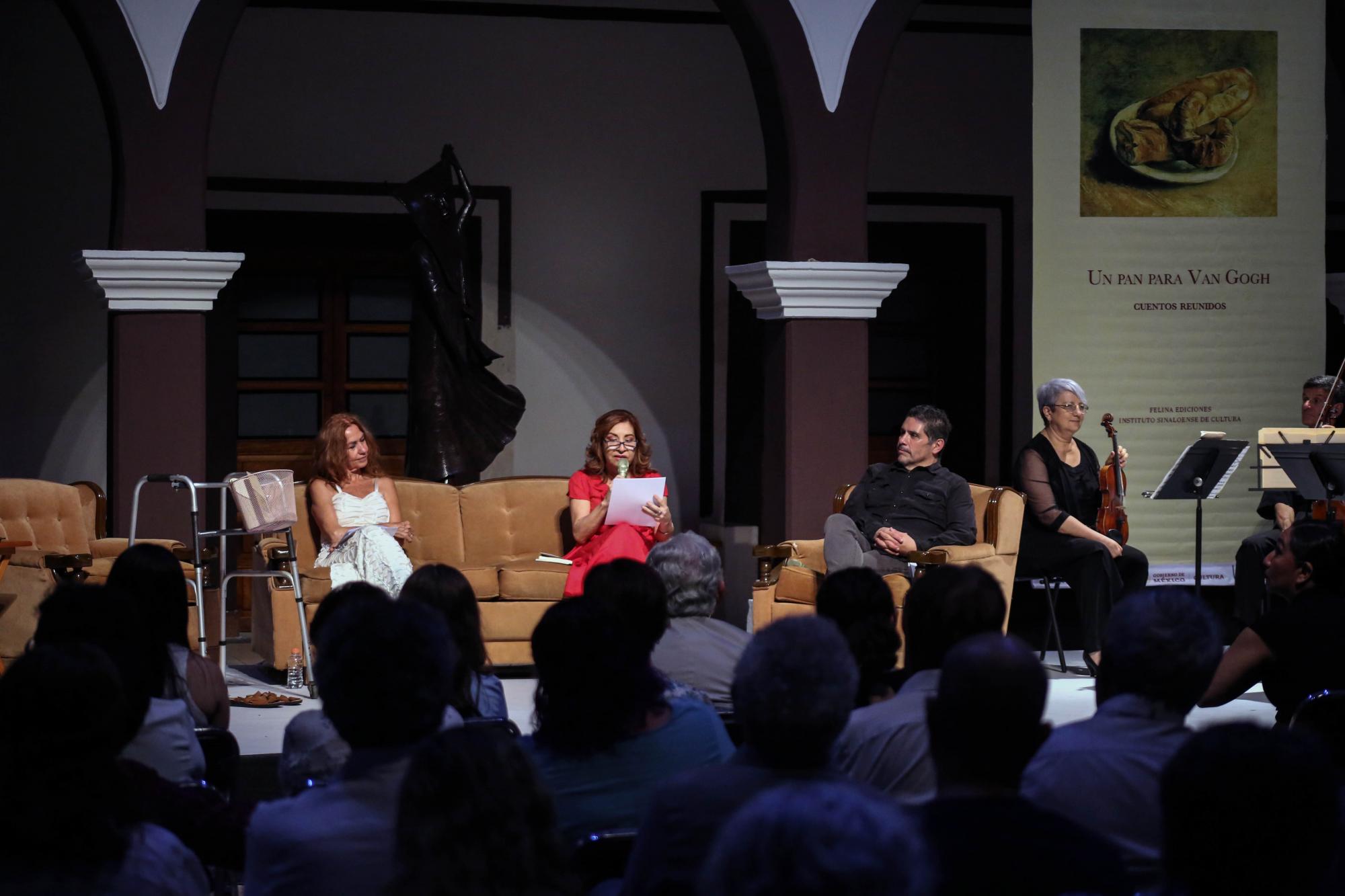 $!Rosa María Robles, Elizabeth Moreno y José Celso Garza.