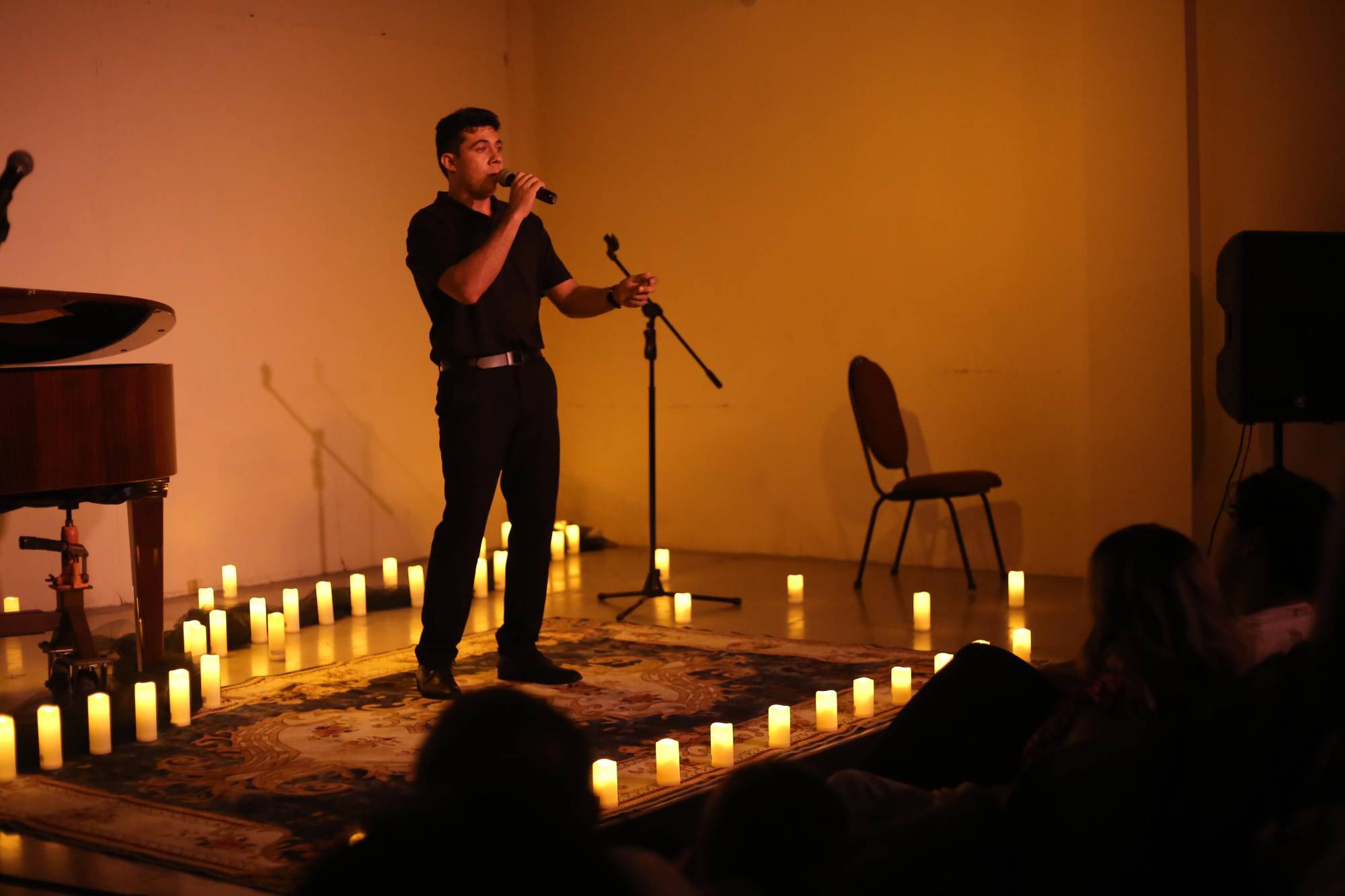 $!Ángel Rivera cantó “Estos celos”.