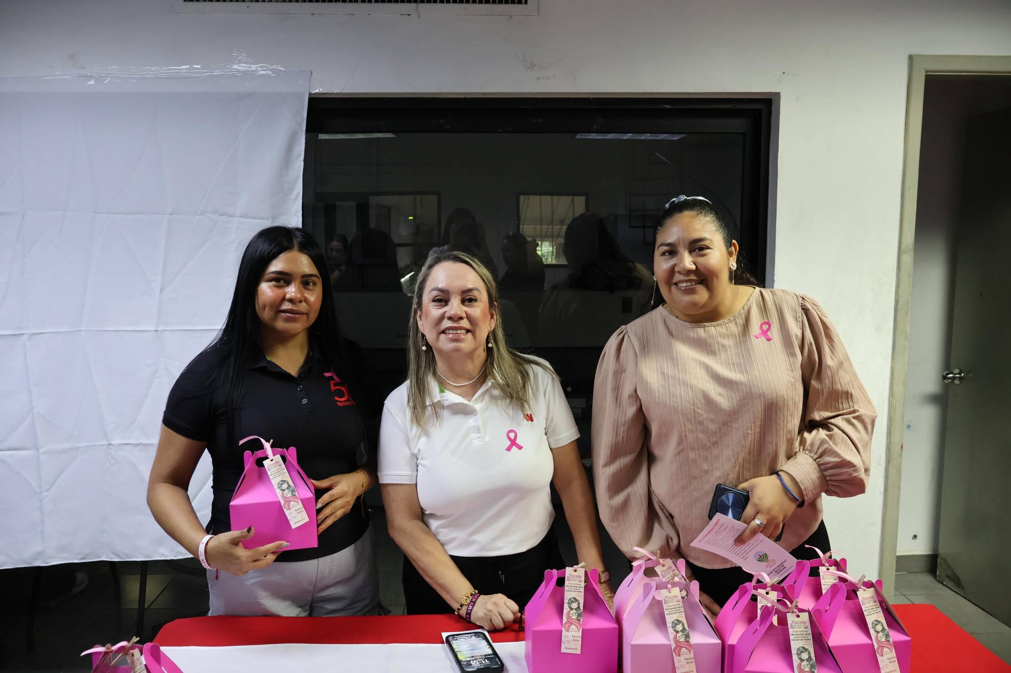 $!Araceli Solano, Elva Aguirre y Amanda Aragón.