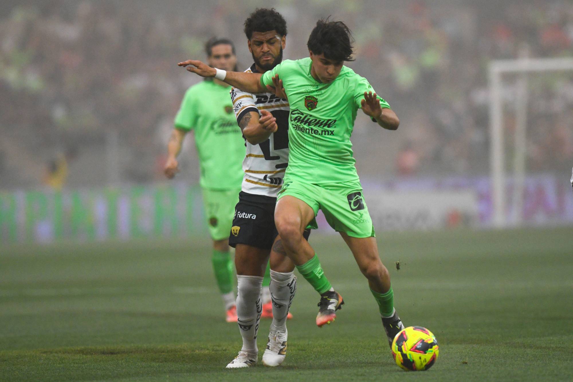 $!Alex Padilla brilla en los penales y mantiene con vida a los Pumas en el Play-In