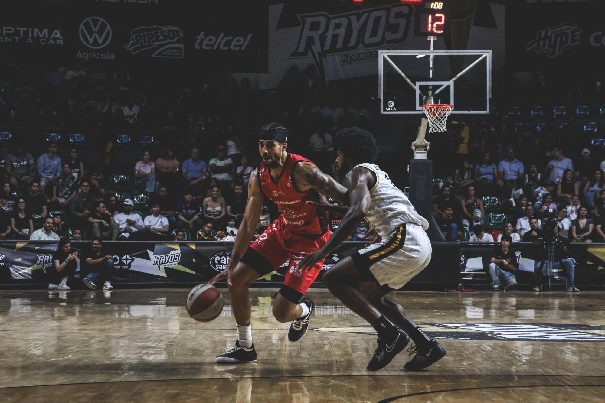 $!Venados Basketball no puede mantener la ventaja y cae en el primero de la serie ante Rayos