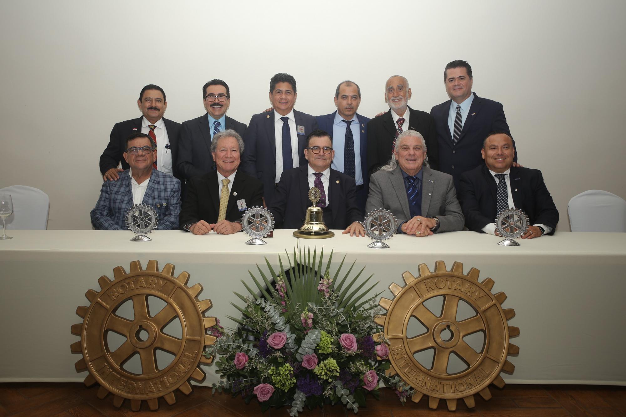 $!Club Rotario Mazatlán Norte ya tiene nueva mesa directiva.