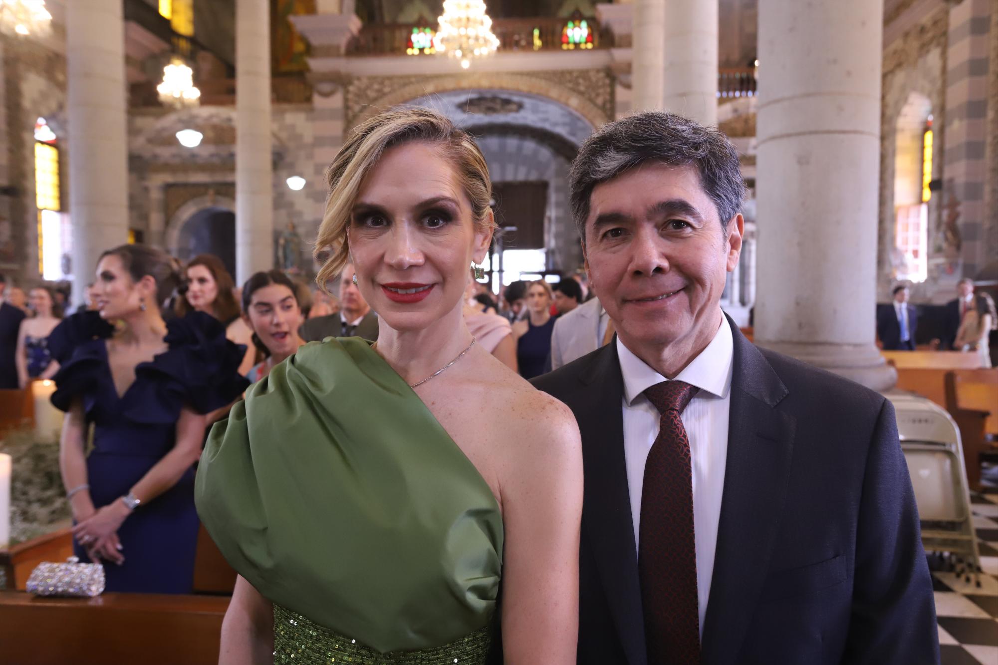 $!Adriana Díaz Habermann y Marcos Ley Cháidez, padrinos de matrimonio.