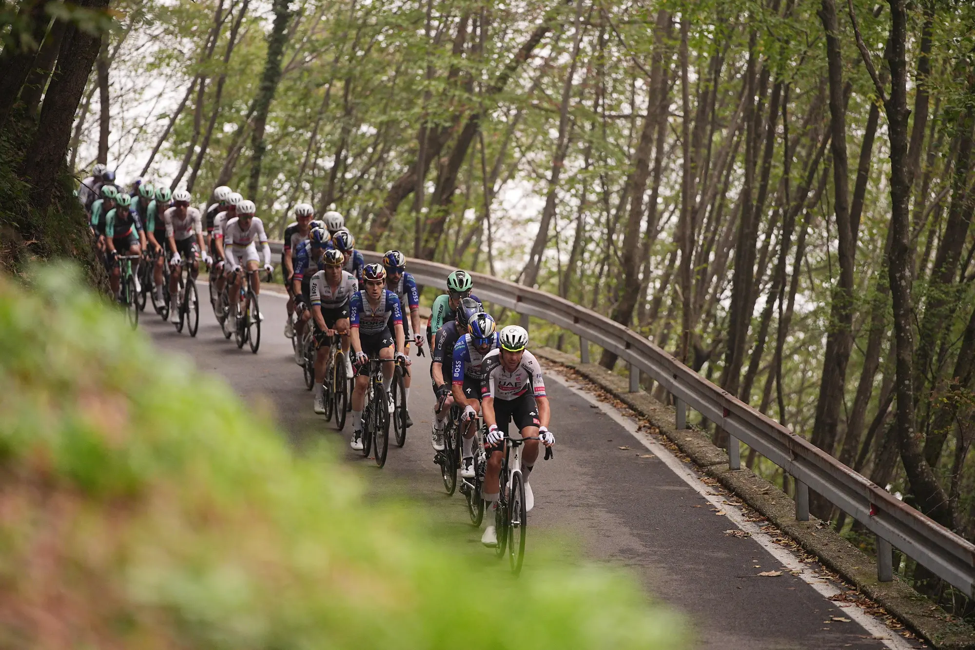 $!Isaac del Toro concluye en la posición 28 del Giro de Lombardía
