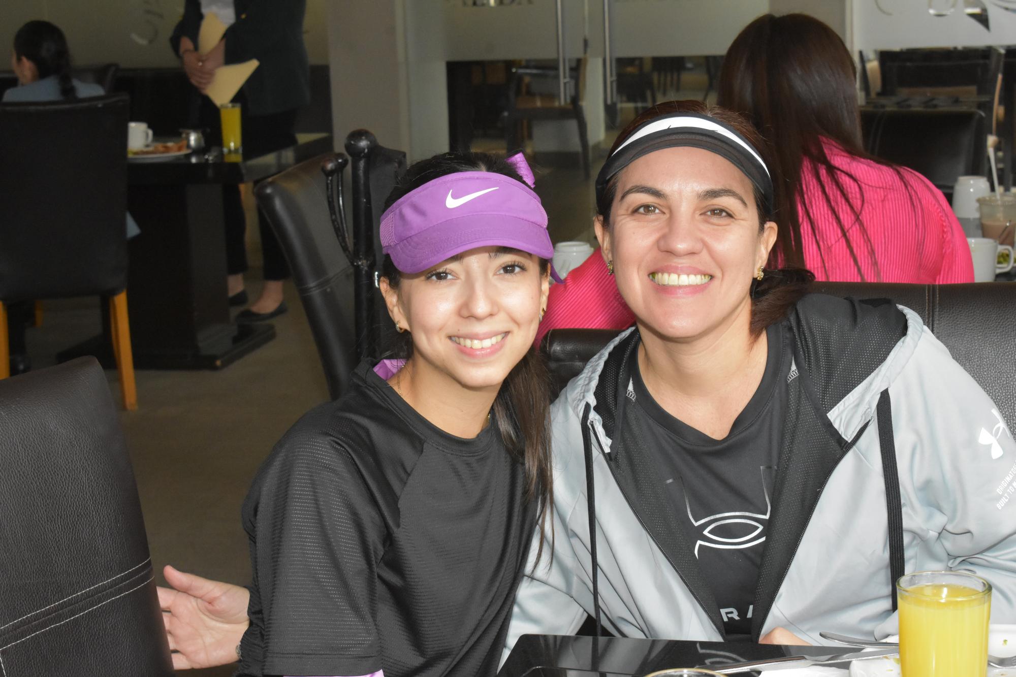 $!Gabriela Escobedo y Ana Lucía Hernández.