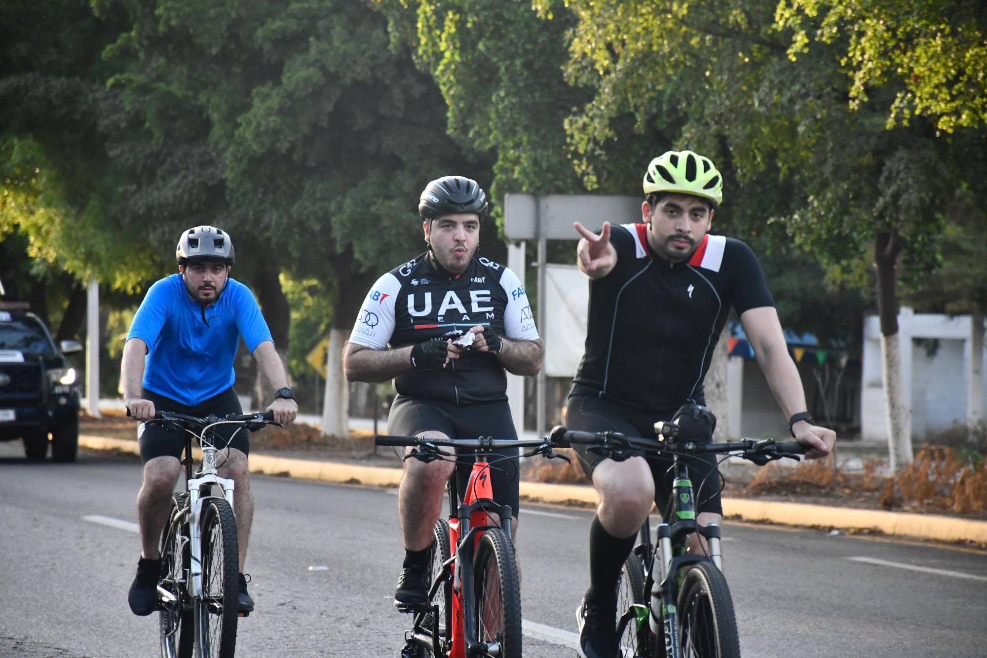 $!Promueven la reactivación económica y el deporte con rodada de Culiacán a Altata