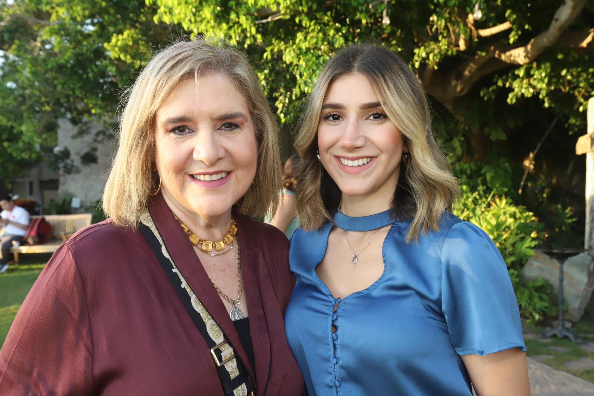 $!Marissa Gurza de Urquijo y Marianne Urquijo de Beltrán.