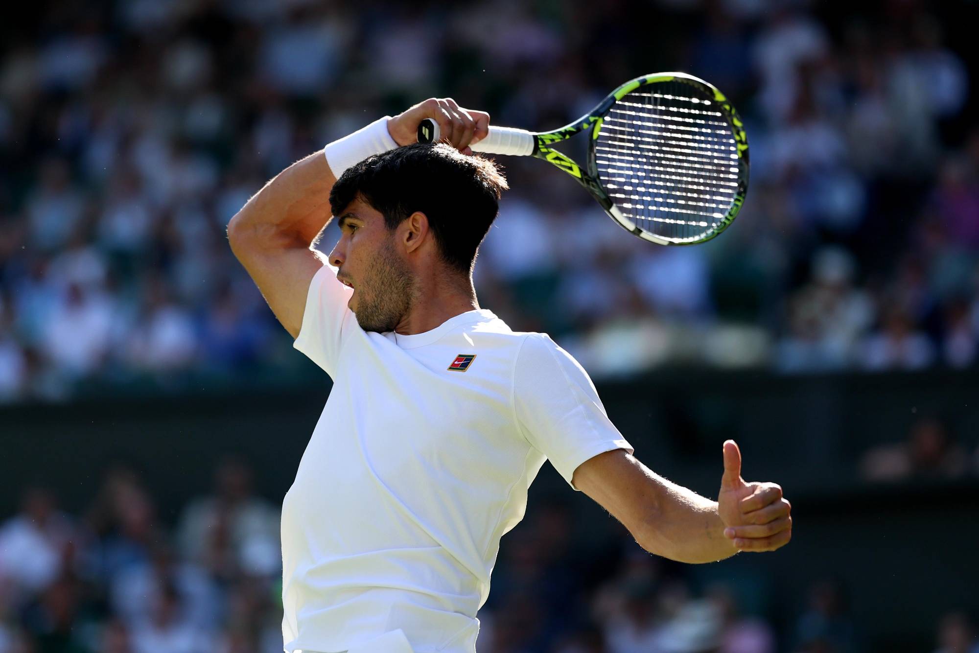 $!Alcaraz se exige para avanzar en Wimbledon en su partido 50 del año