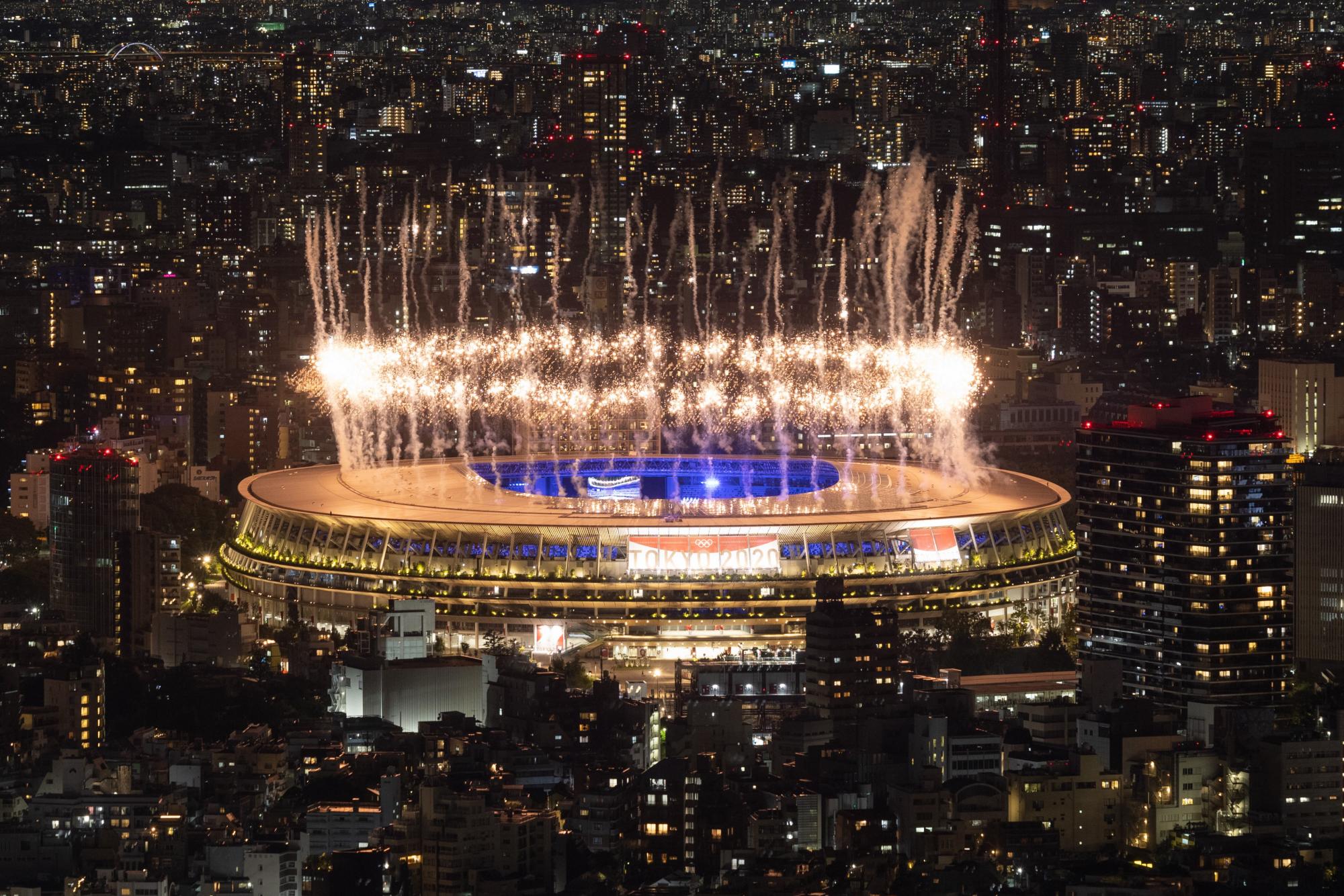 $!El fuego olímpico se apaga: Tokio 2020 llega a su fin con emotiva ceremonia de clausura