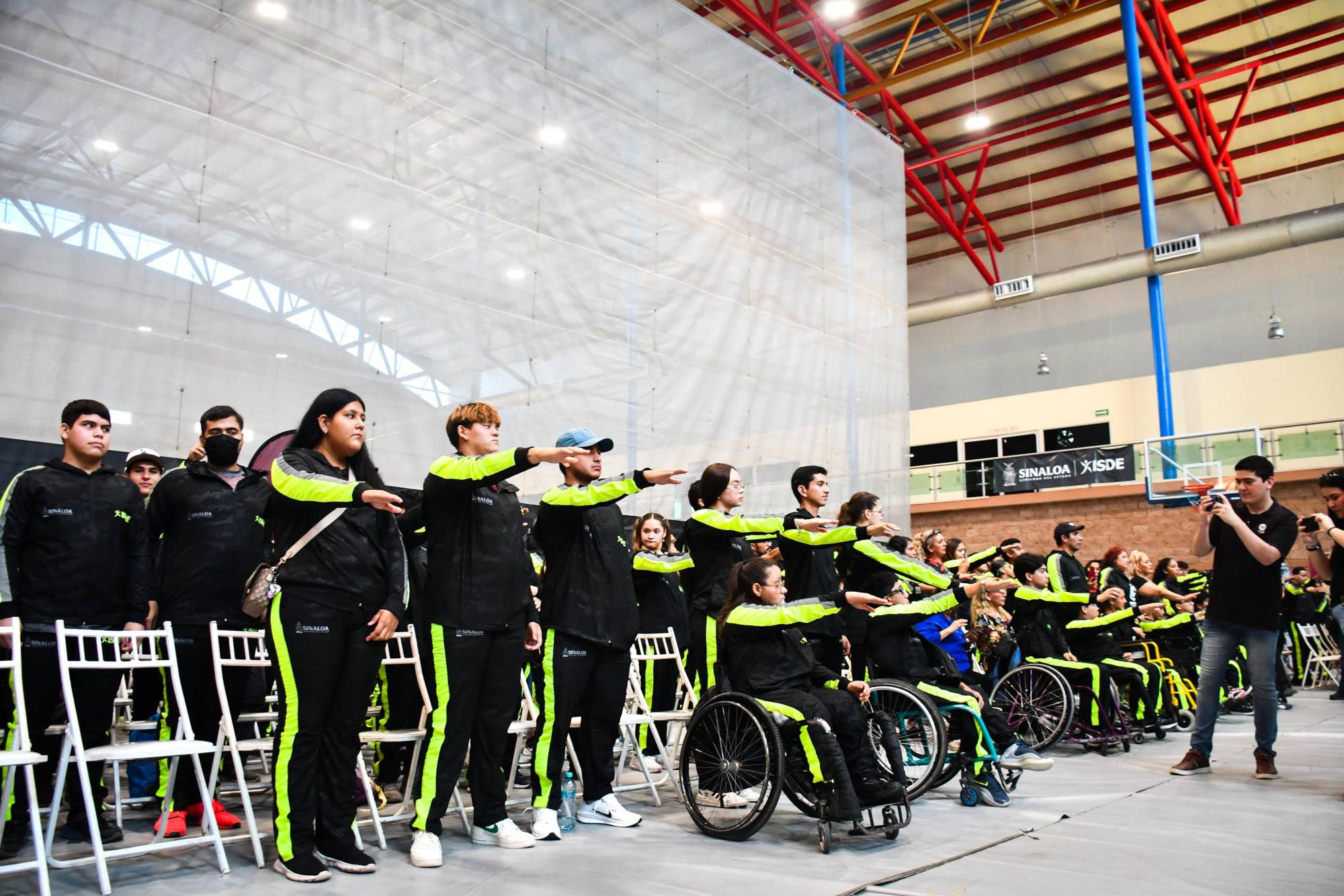$!Abanderan a Delegación Sinaloa rumbo a la Paralimpiada Nacional Conade en Aguascalientes