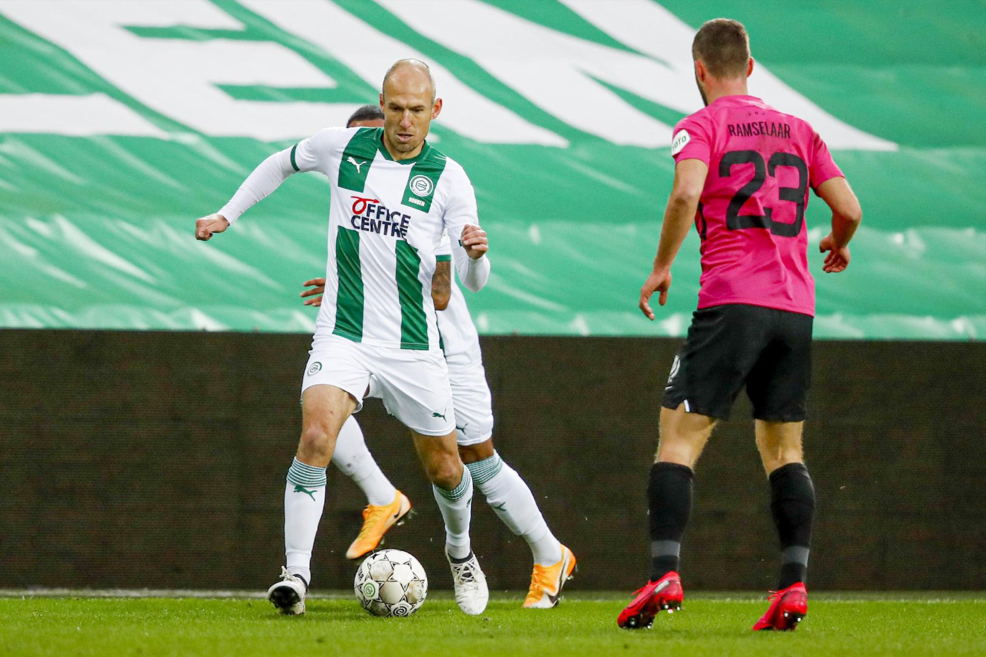 $!El villano favorito de México, Arjen Robben, se retira debido a una serie de lesiones