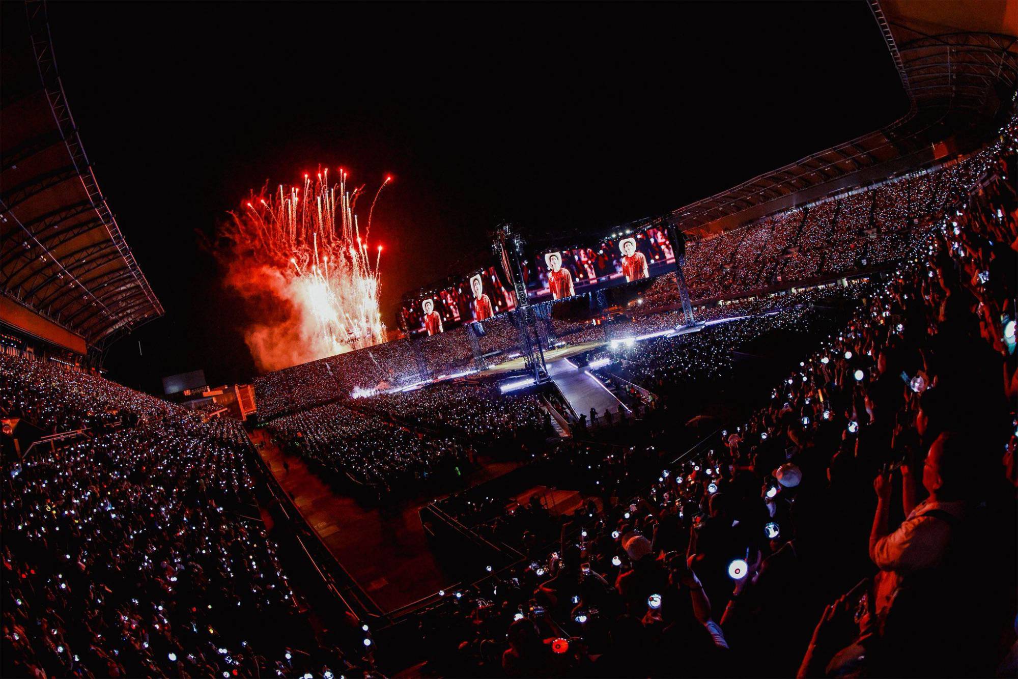 $!El Estadio GNP totalmente lleno en el concierto de BTS.