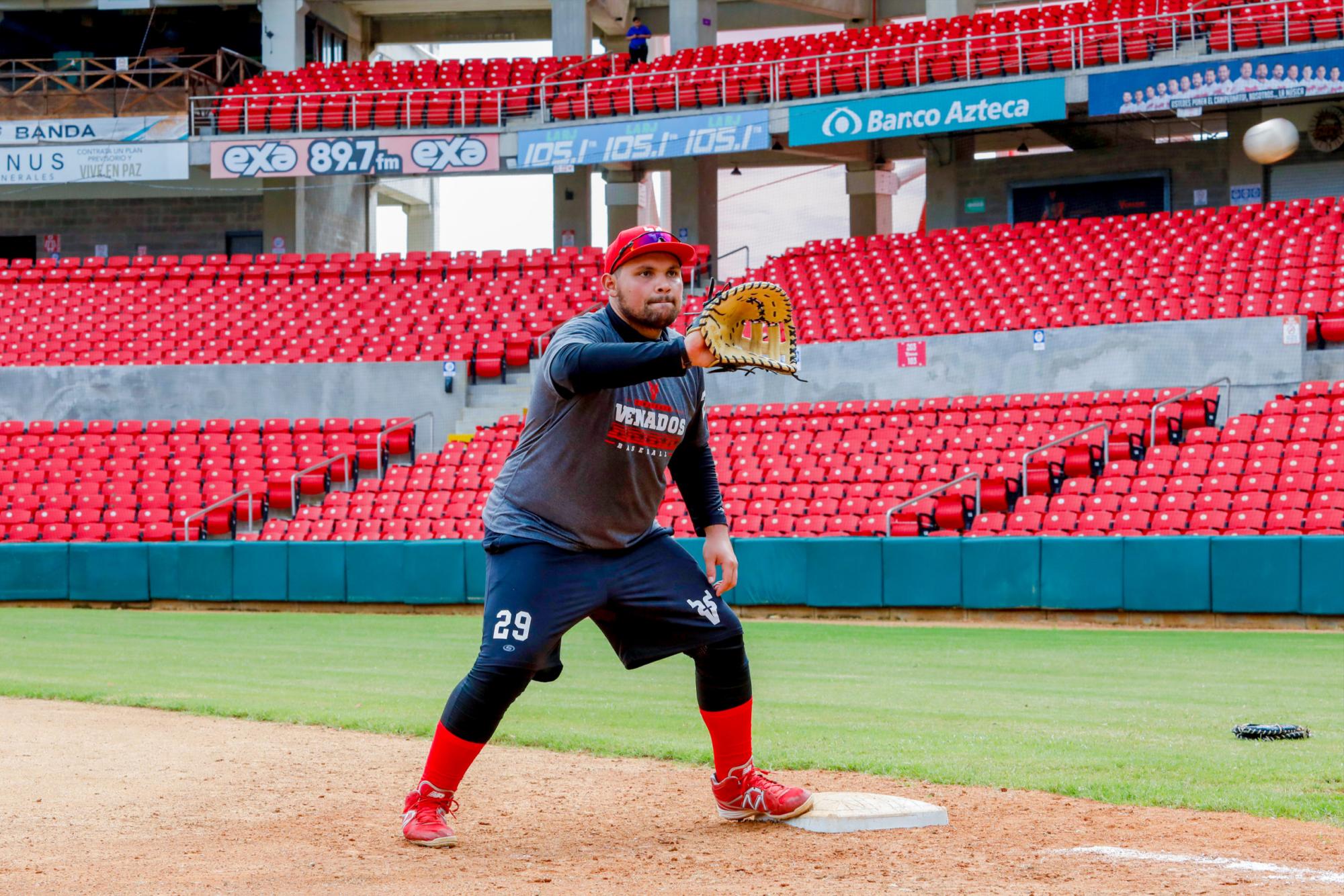$!‘Veo un equipo contendiente’: Carlos Muñoz, primera base de Venados de Mazatlán