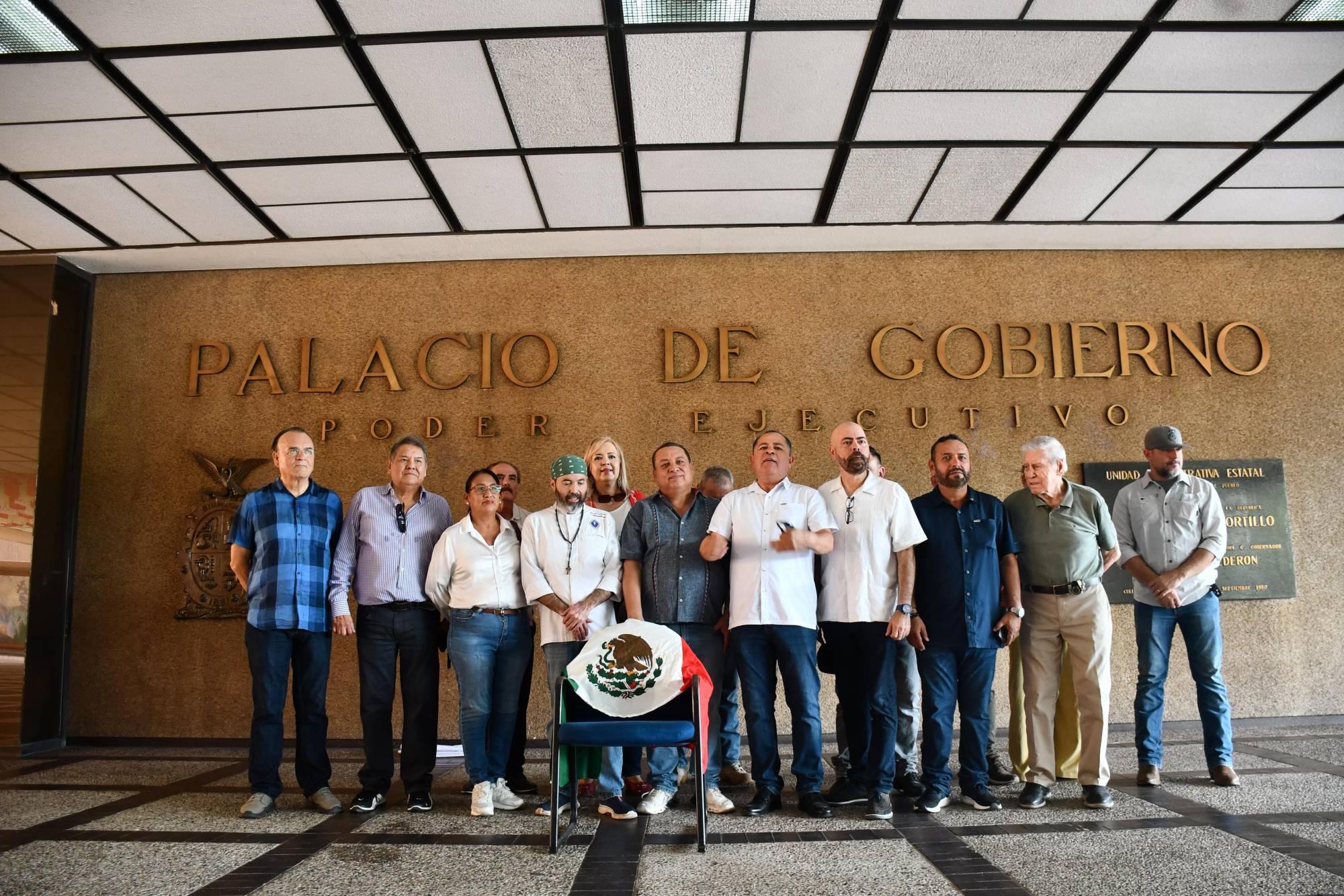 $!Reclaman ausencia de Sheinbaum en Culiacán; colocan silla vacía en Palacio de Gobierno